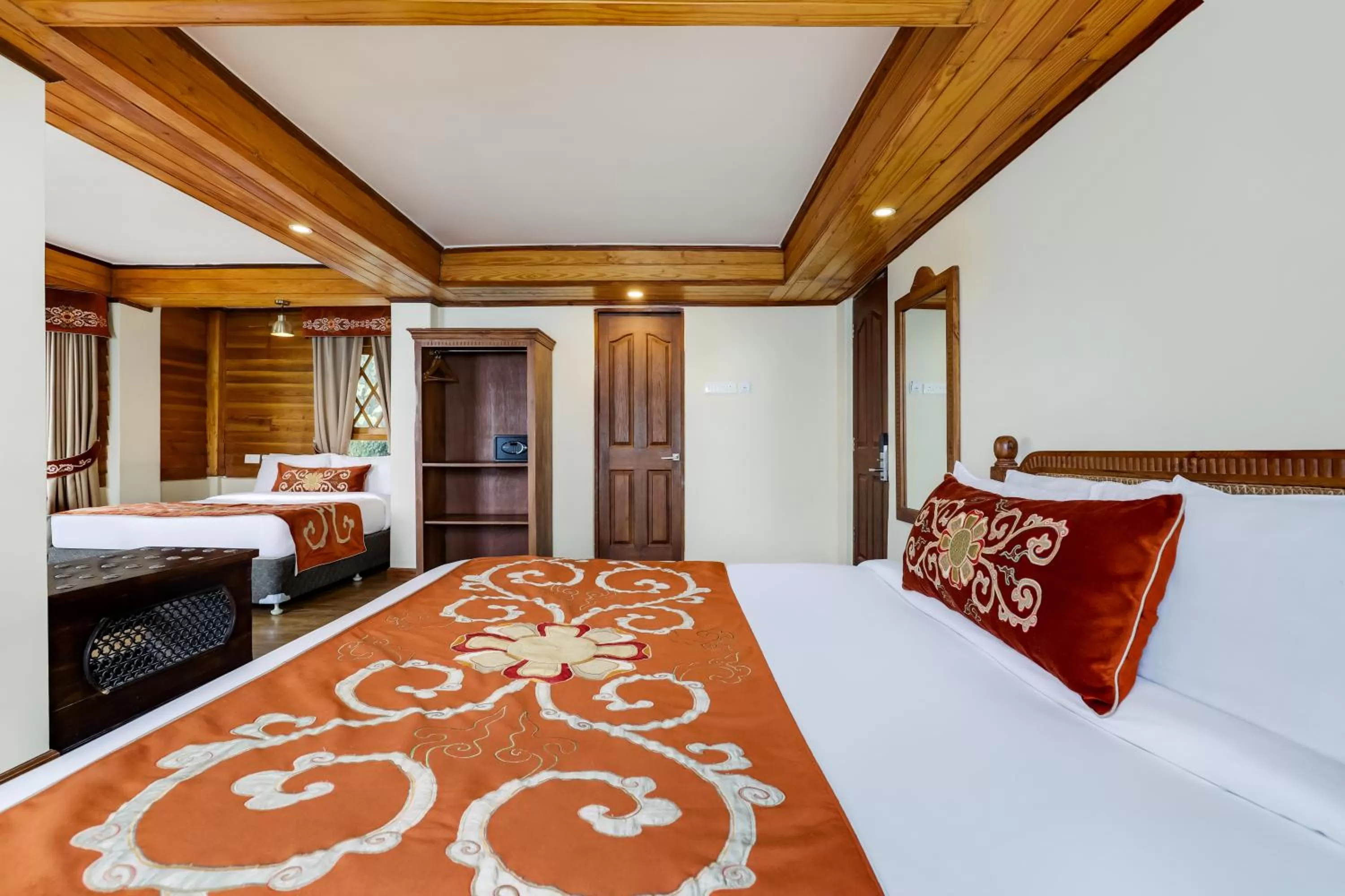 Bed in Summit Hermon Hotel & Spa