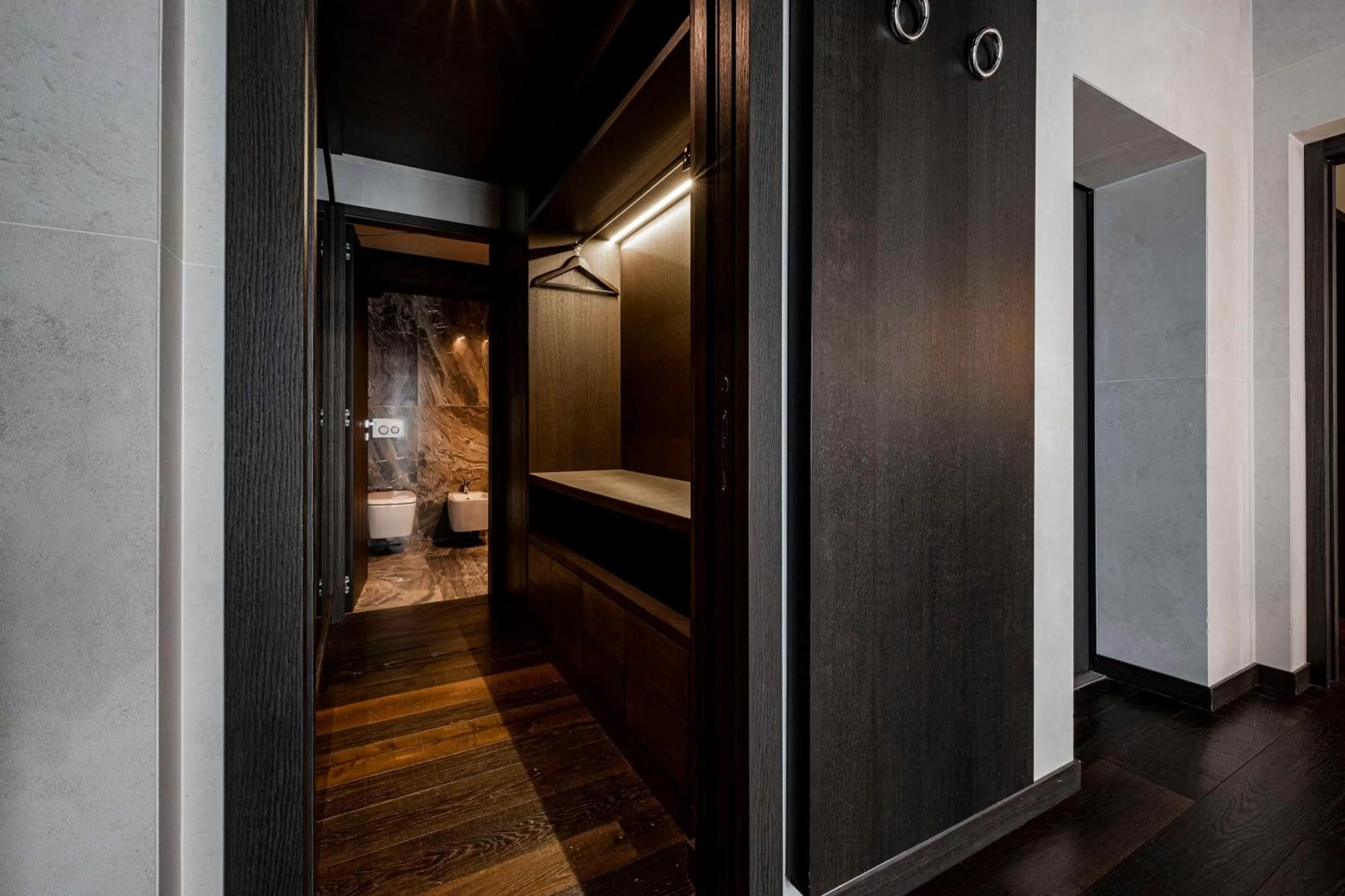 wardrobe, Bed in Hyatt Centric Murano Venice