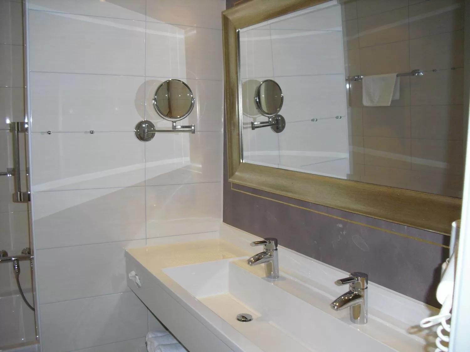 Bathroom in Hotel Robben