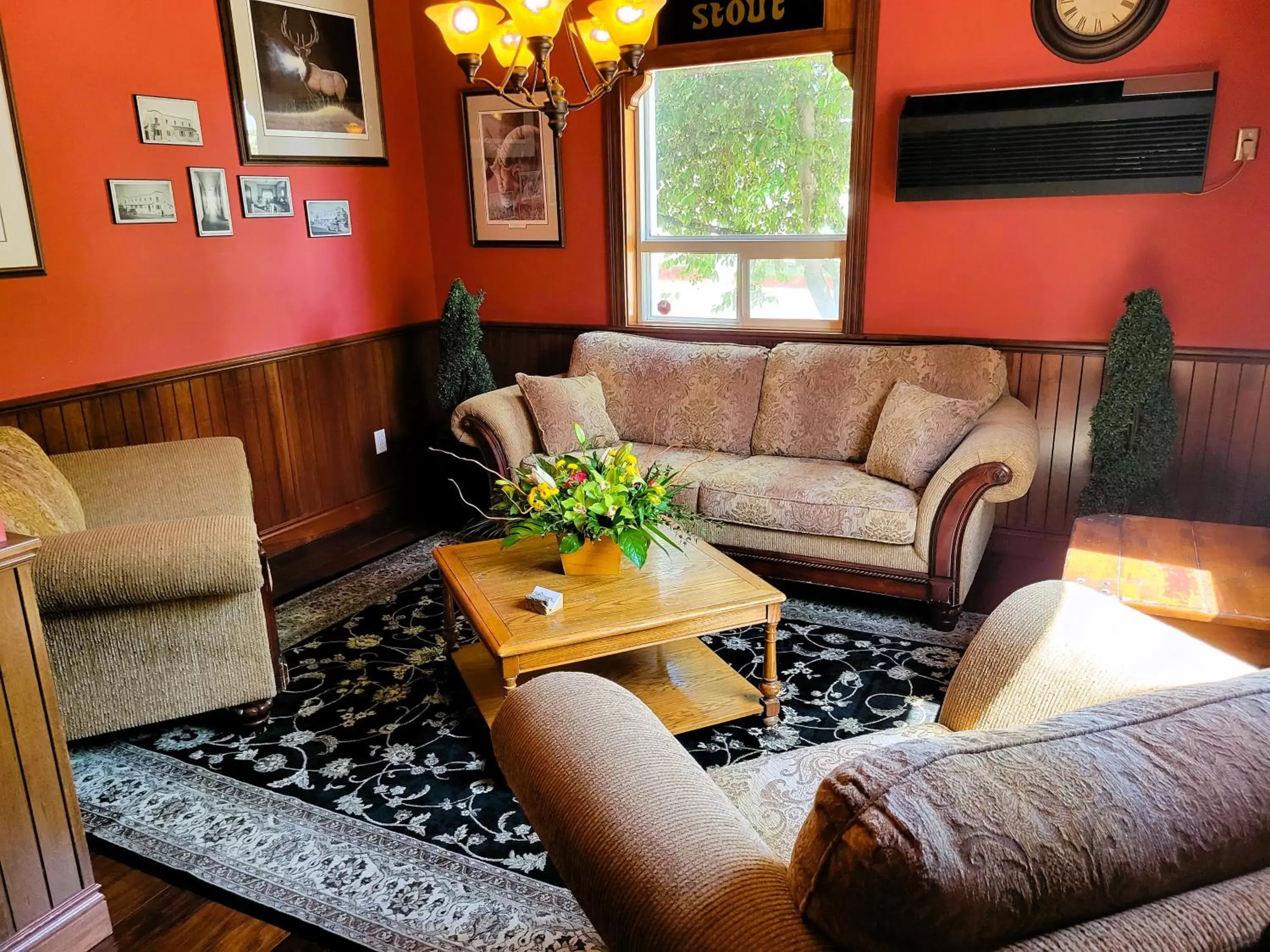 Seating Area in Royal Duke Hotel