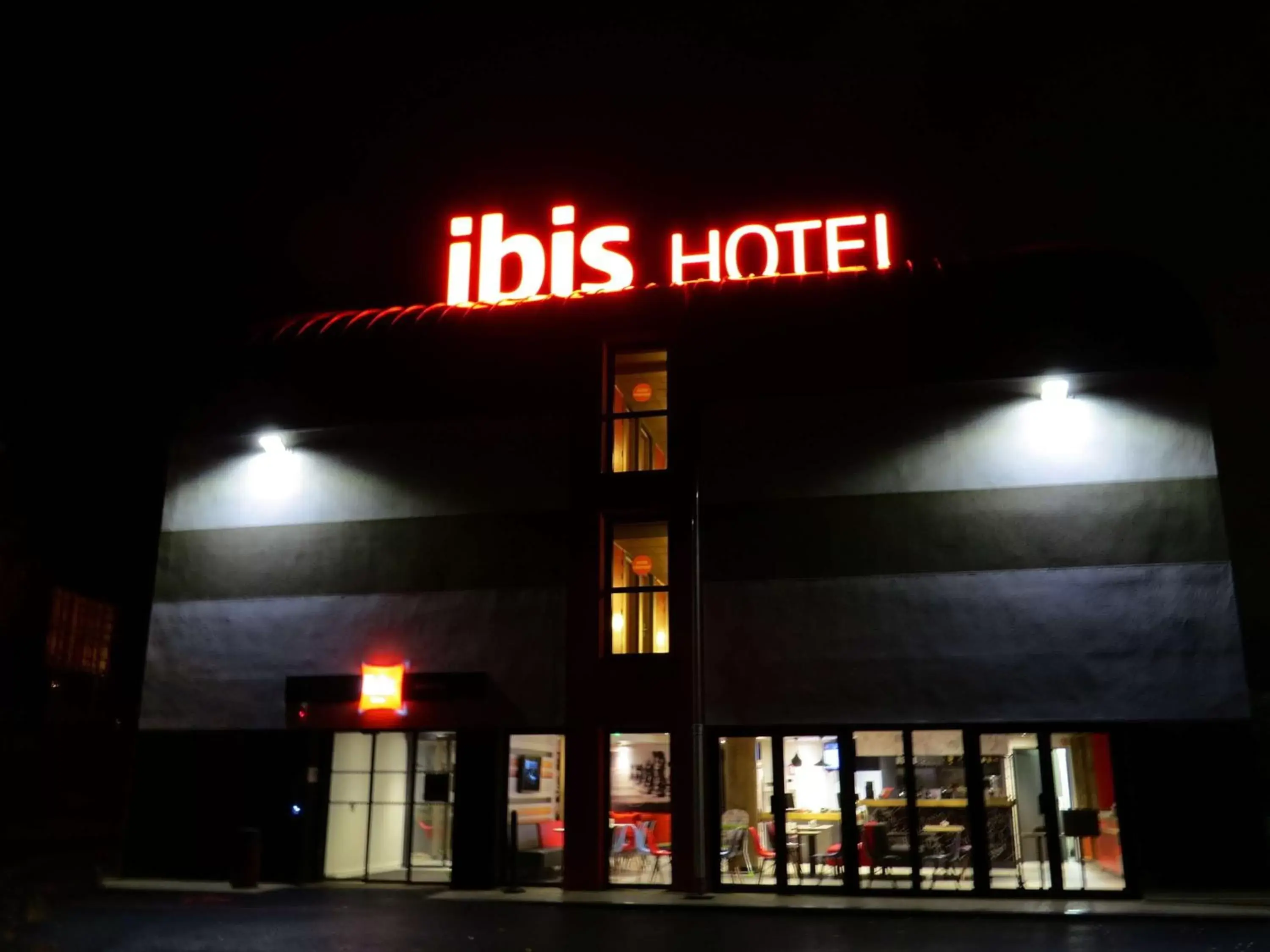 Property building in ibis Soissons Property building in ibis Soissons