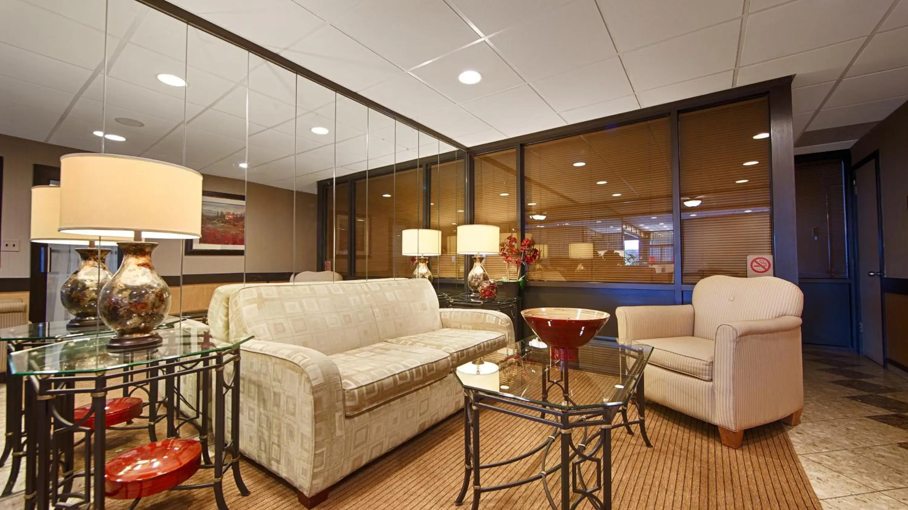 Lobby or reception in West Gate Inn Nyack Lobby or reception in West Gate Inn Nyack