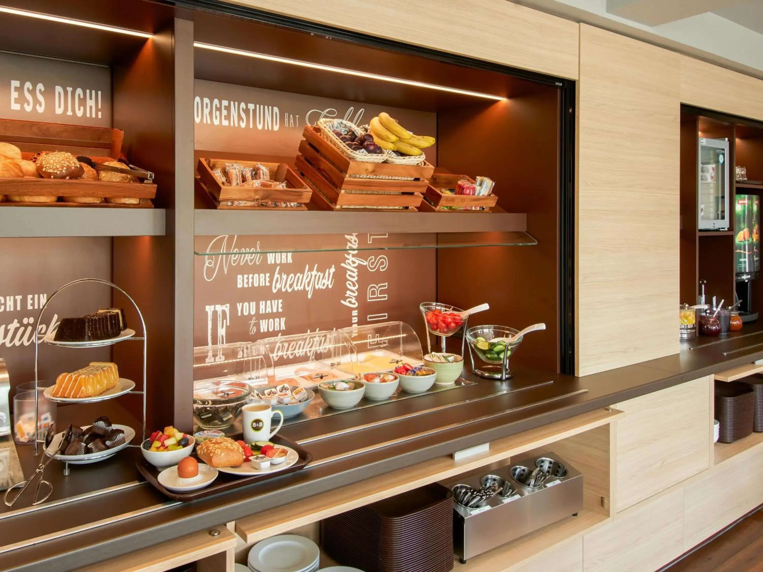 Restaurant/places to eat in B&B Hotel Offenbach-Süd Restaurant/places to eat in B&B Hotel Offenbach-Süd