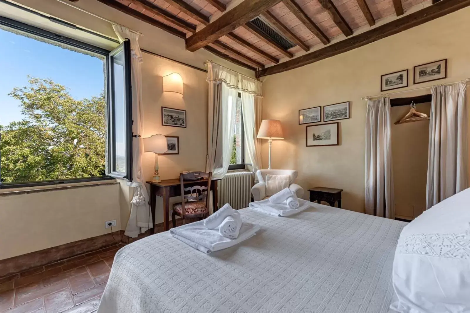 Bedroom, Bed in Convento San Bartolomeo