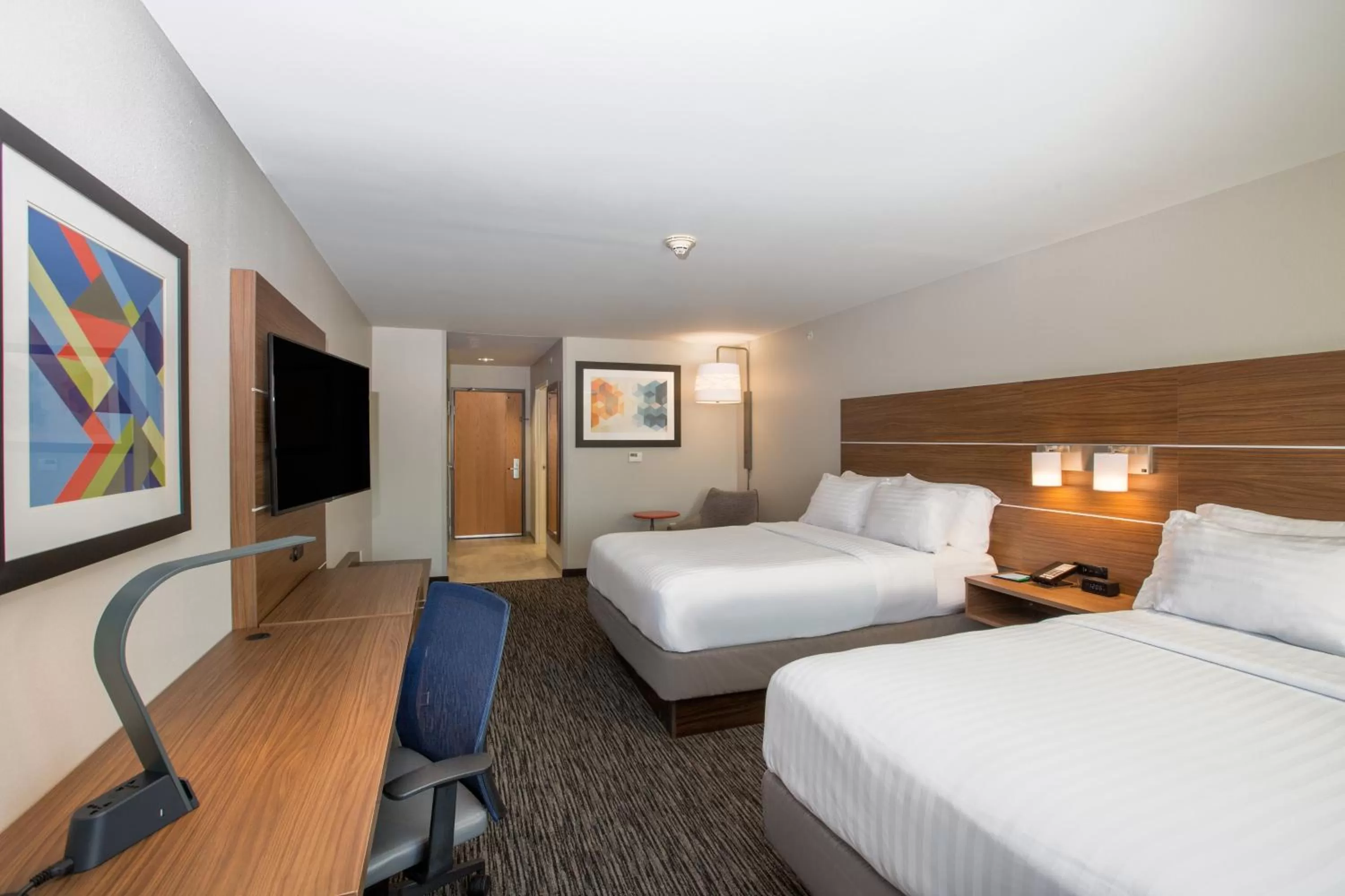 Photo of the whole room, Bed in Holiday Inn Express Hastings by IHG