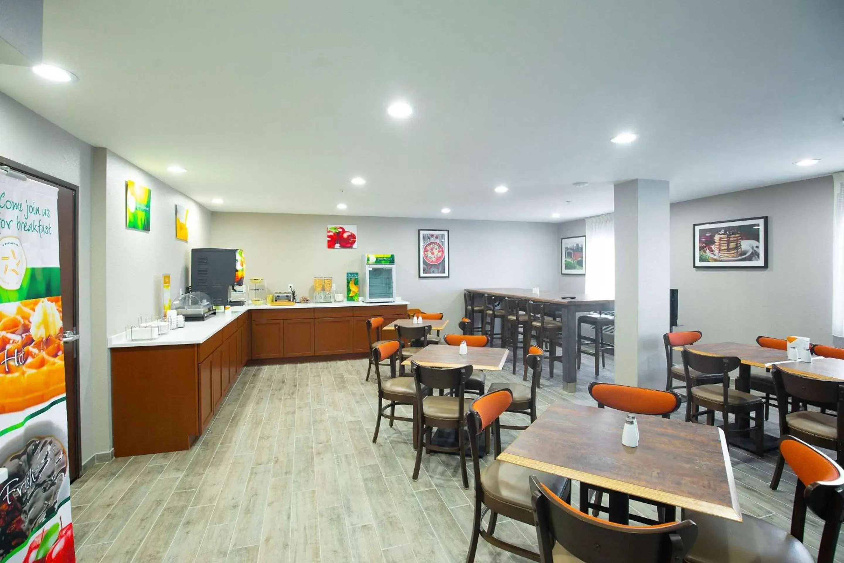 Restaurant/Places to Eat in Quality Inn & Suites