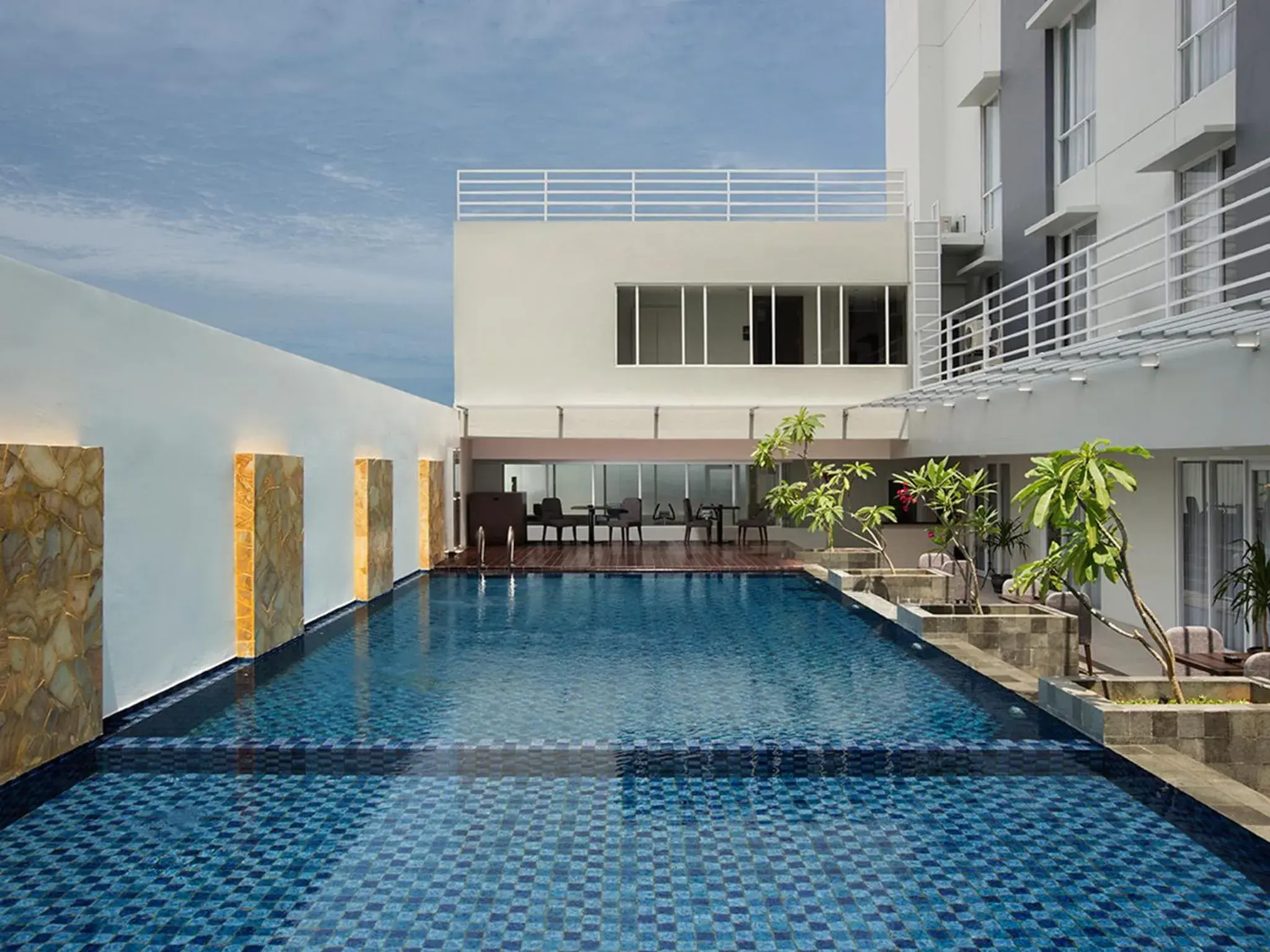 Swimming Pool in Hotel Santika Pekalongan