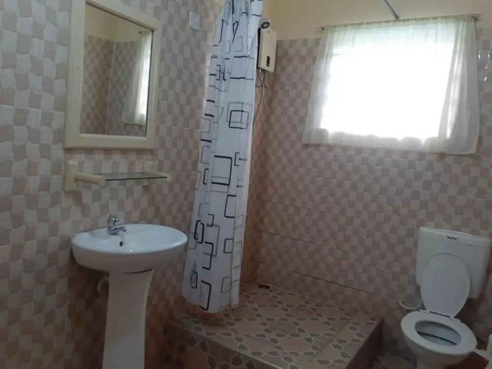 Bathroom in Hans Cottage Botel