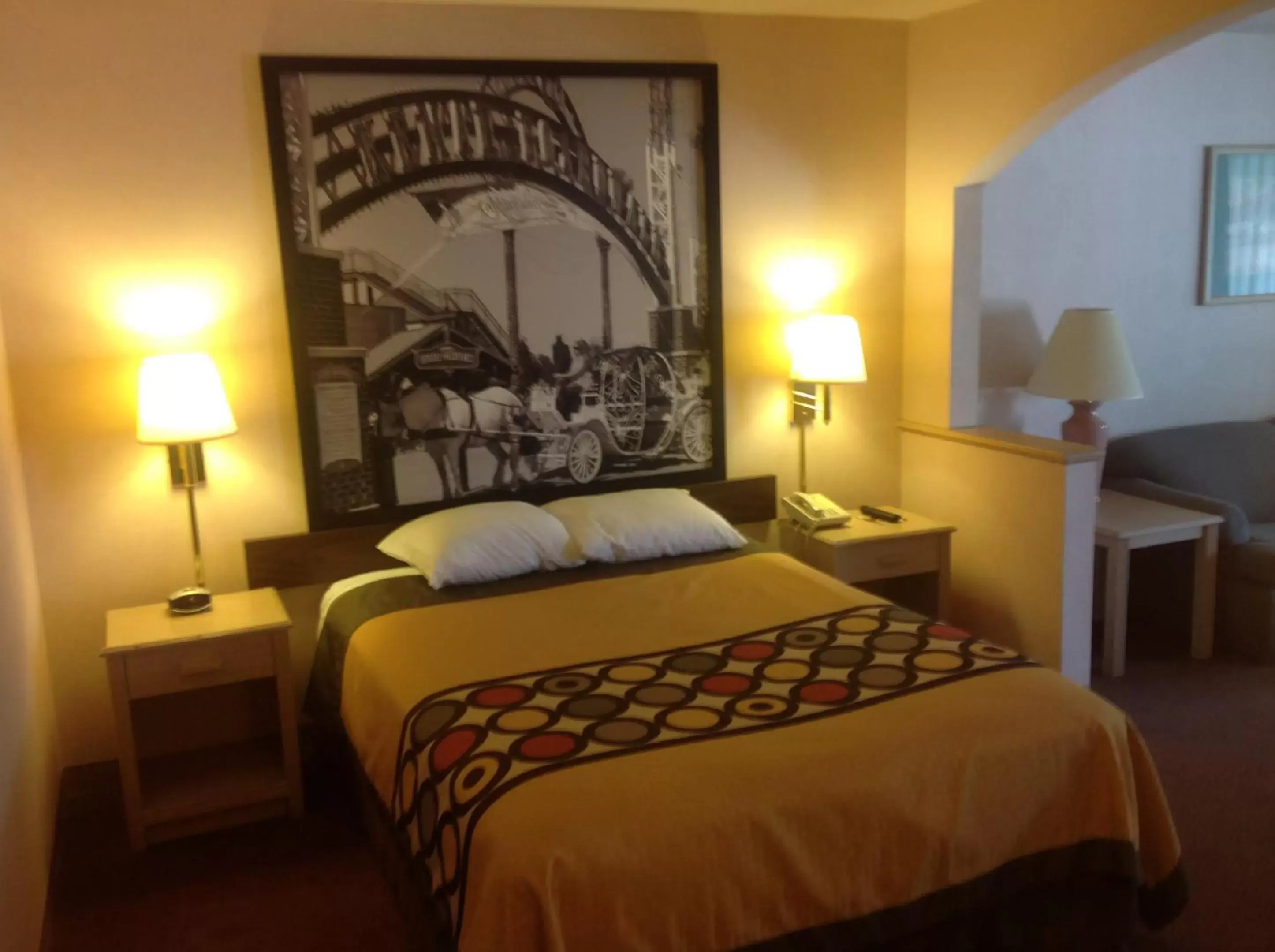 Photo of the whole room, Bed in Super 8 by Wyndham Jasper TX