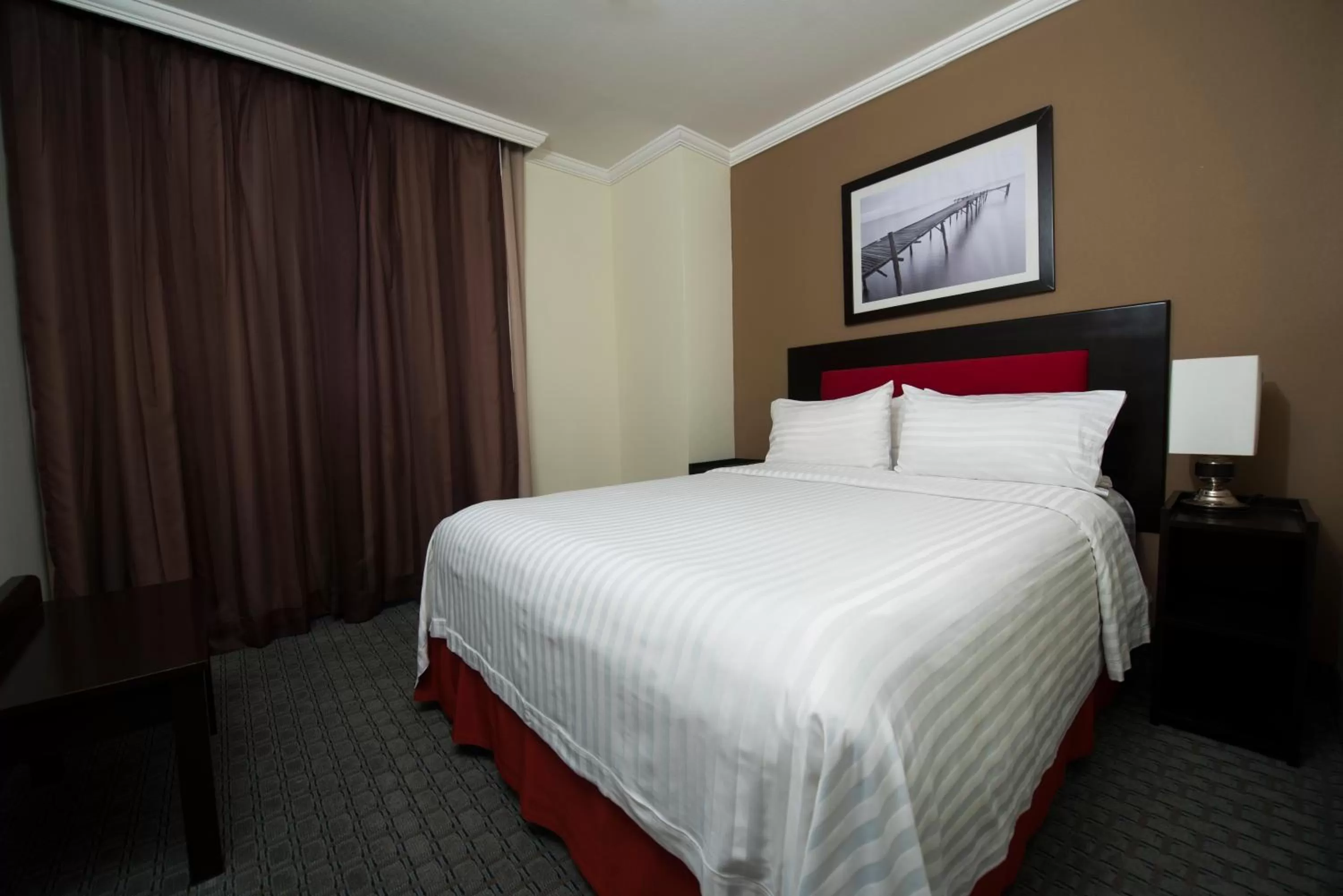 Photo of the whole room, Bed in Ramada by Wyndham Ciudad de Mexico Perinorte