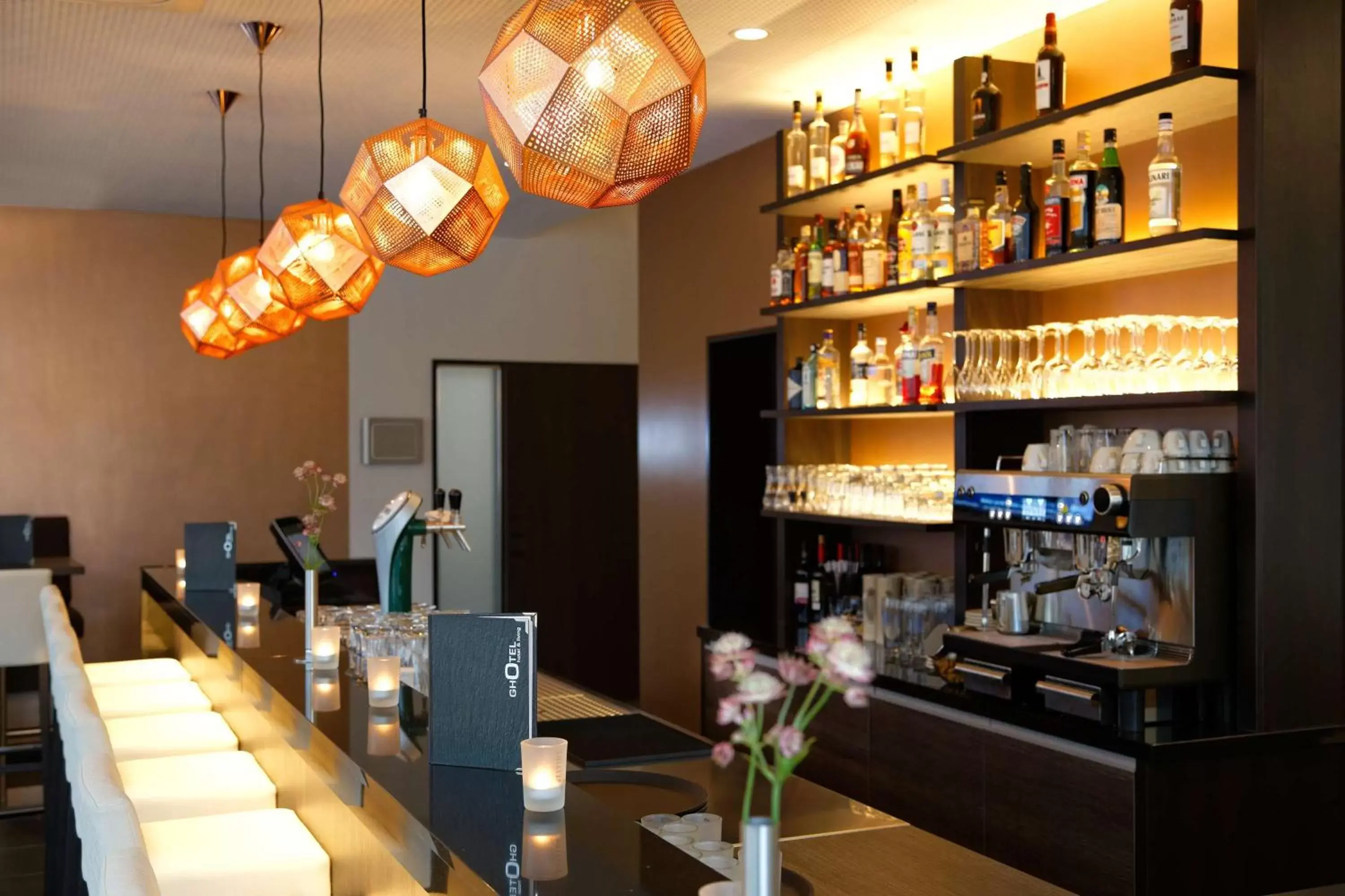 Lounge or bar in GHOTEL hotel & living Essen