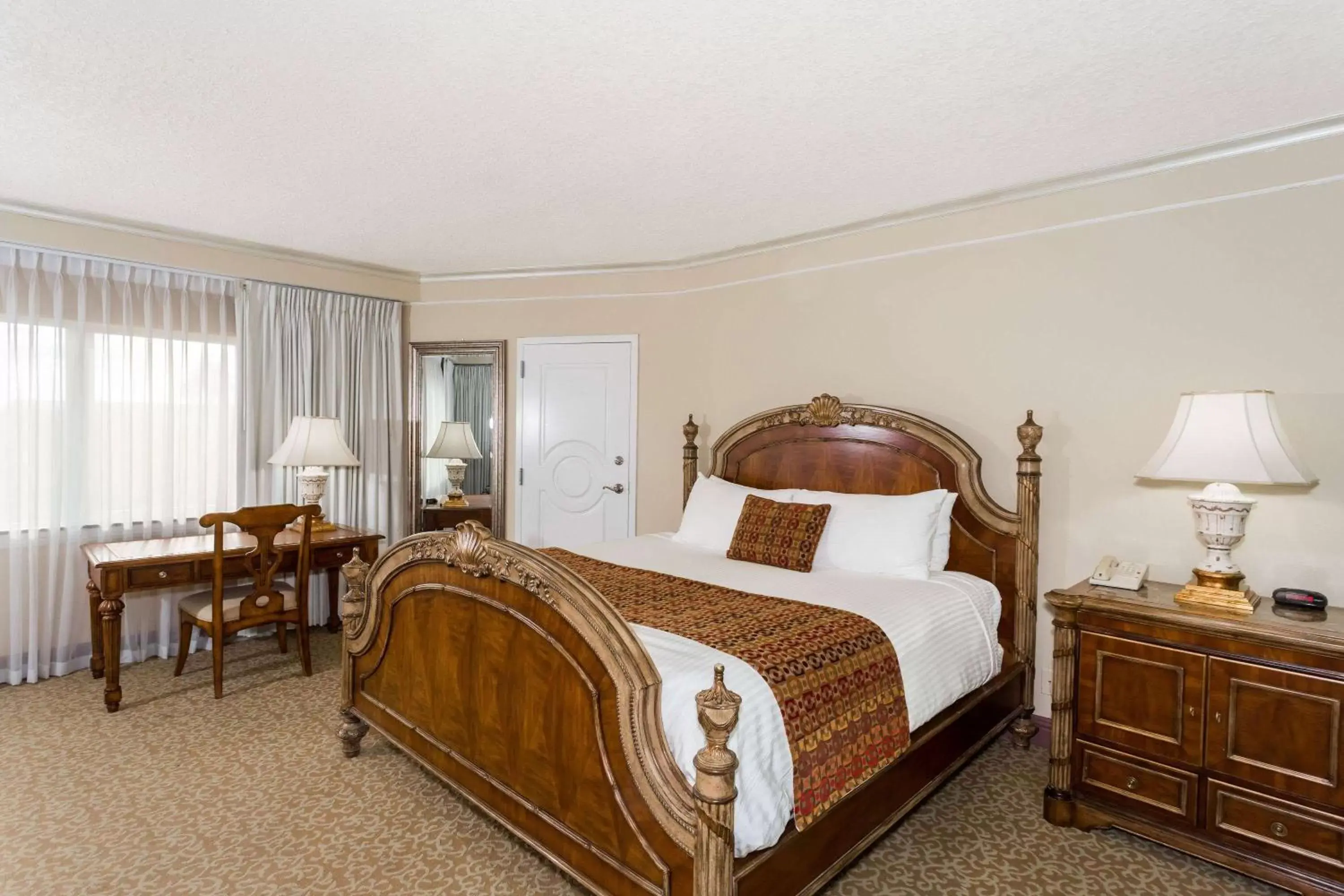 Photo of the whole room, Bed in Safety Harbor Resort & Spa Trademark Collection by Wyndham