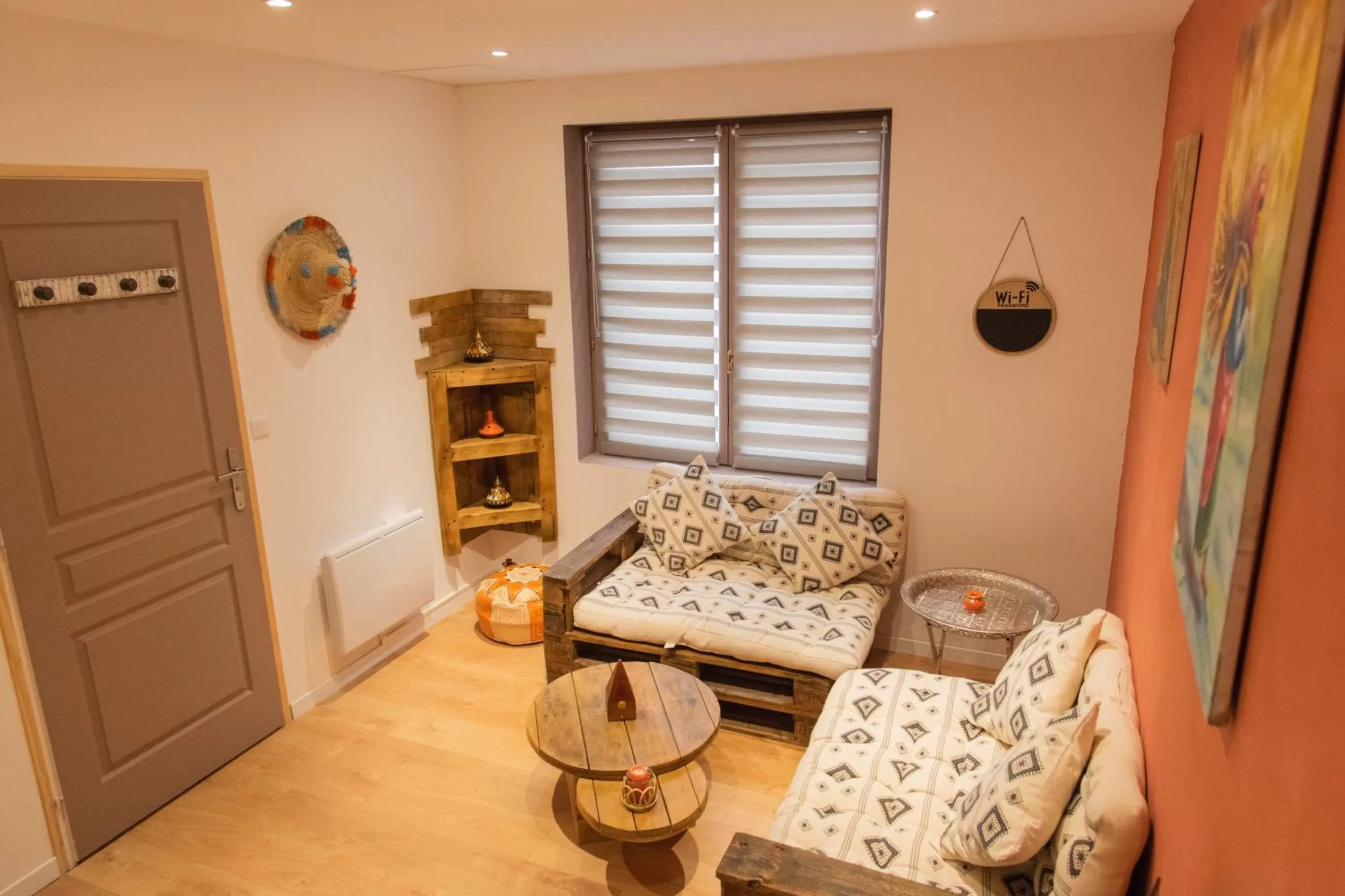 Living room in Aux 3 Nuances Suites Privatives & Spa