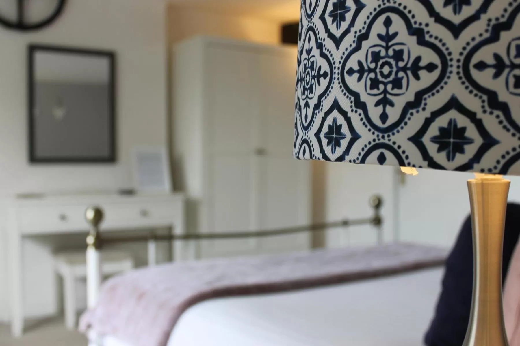 Bed in The Hatch Inn