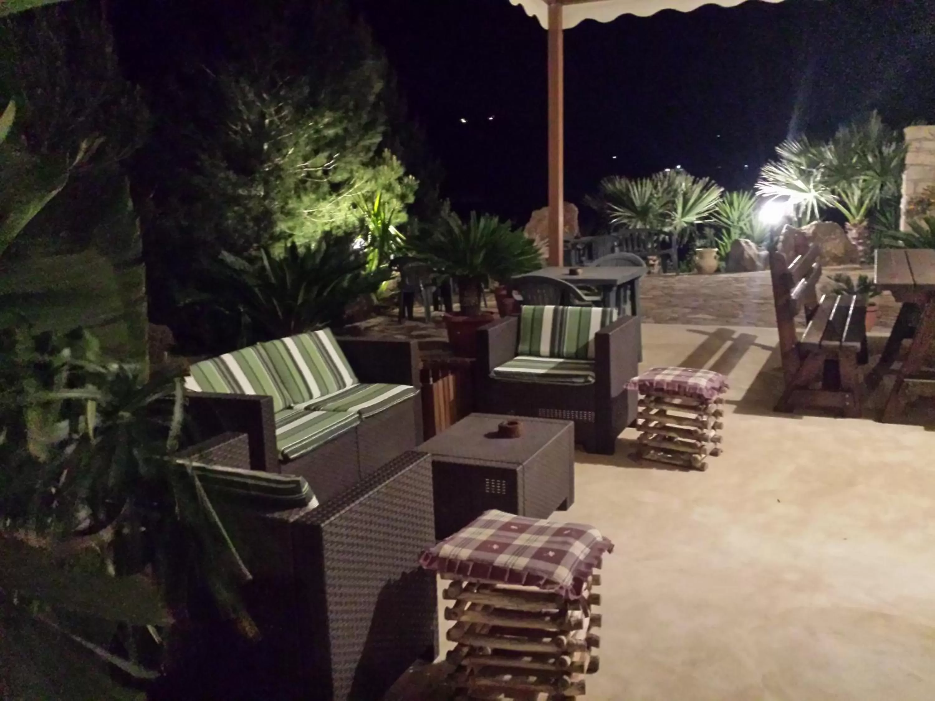 Other in La Suite Di Segesta