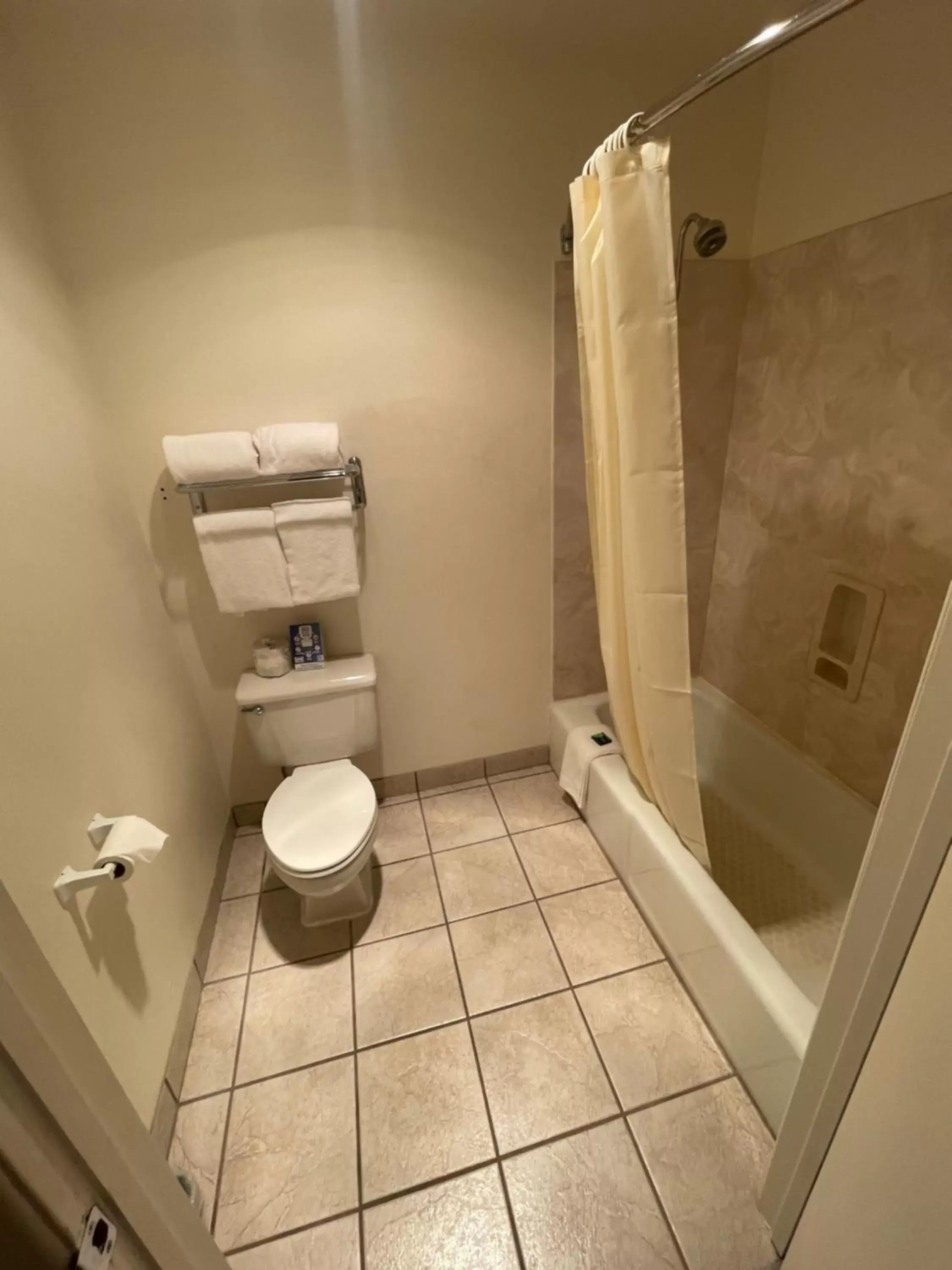 Bathroom in Abajo Lodge