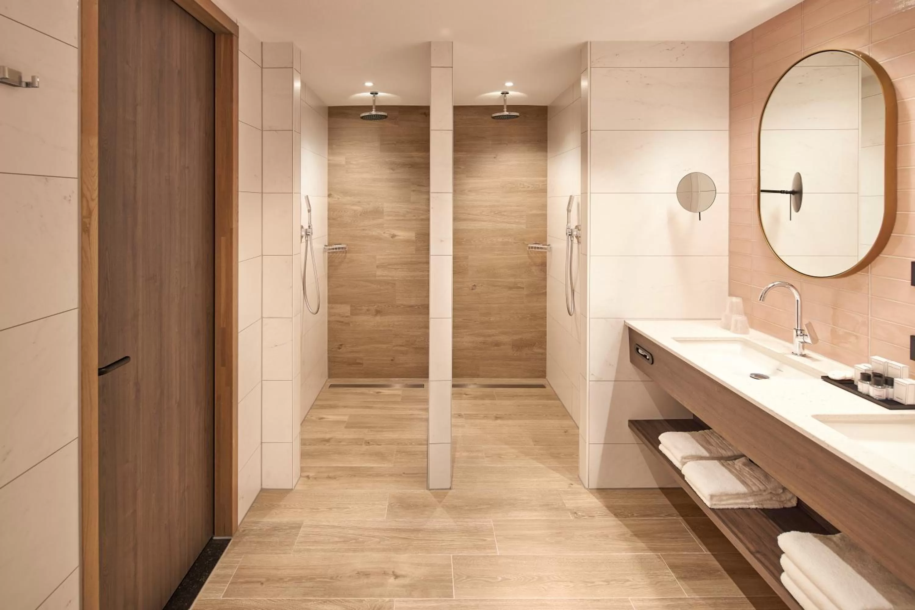 Bathroom in Van der Valk Hotel Haarlem