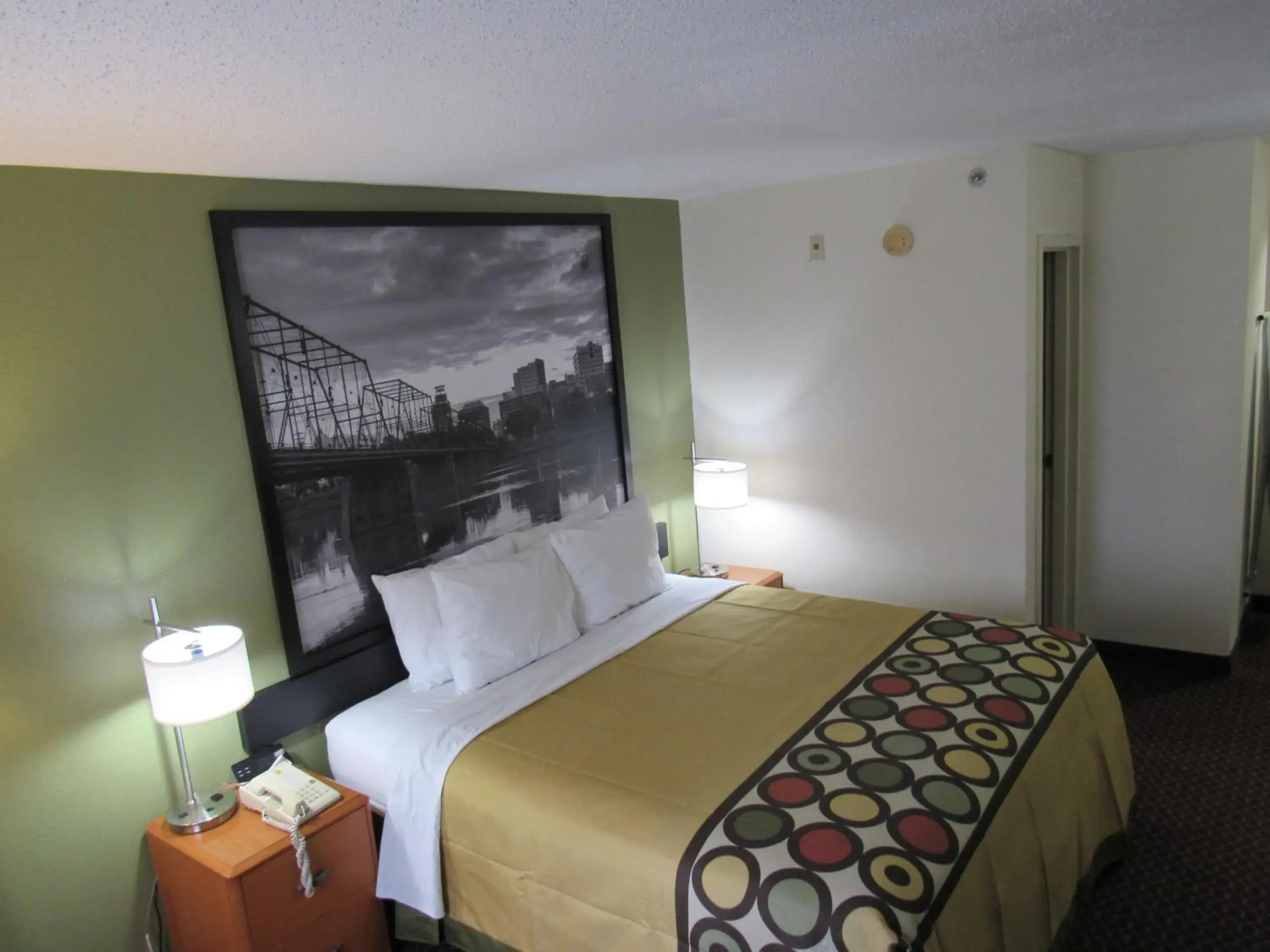 Bed in Super 8 by Wyndham New Cumberland