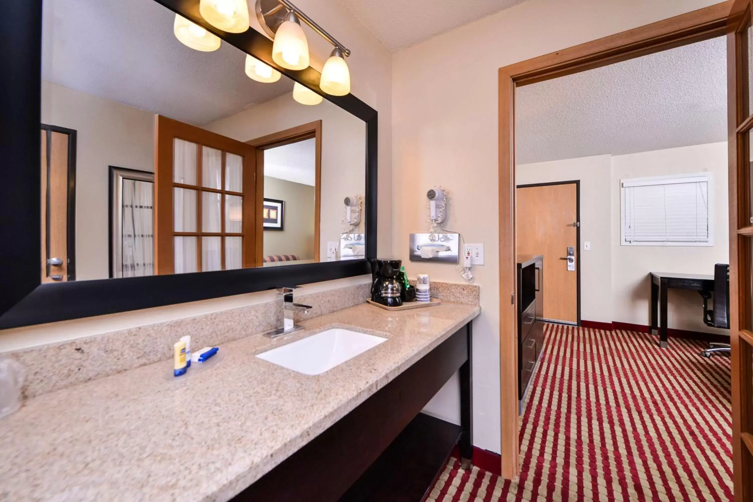 Bathroom in Best Western Germantown Inn