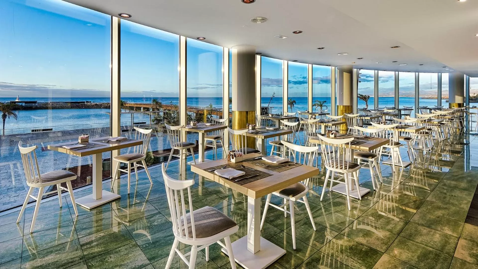 Restaurant/places to eat in Arrecife Gran Hotel & Spa