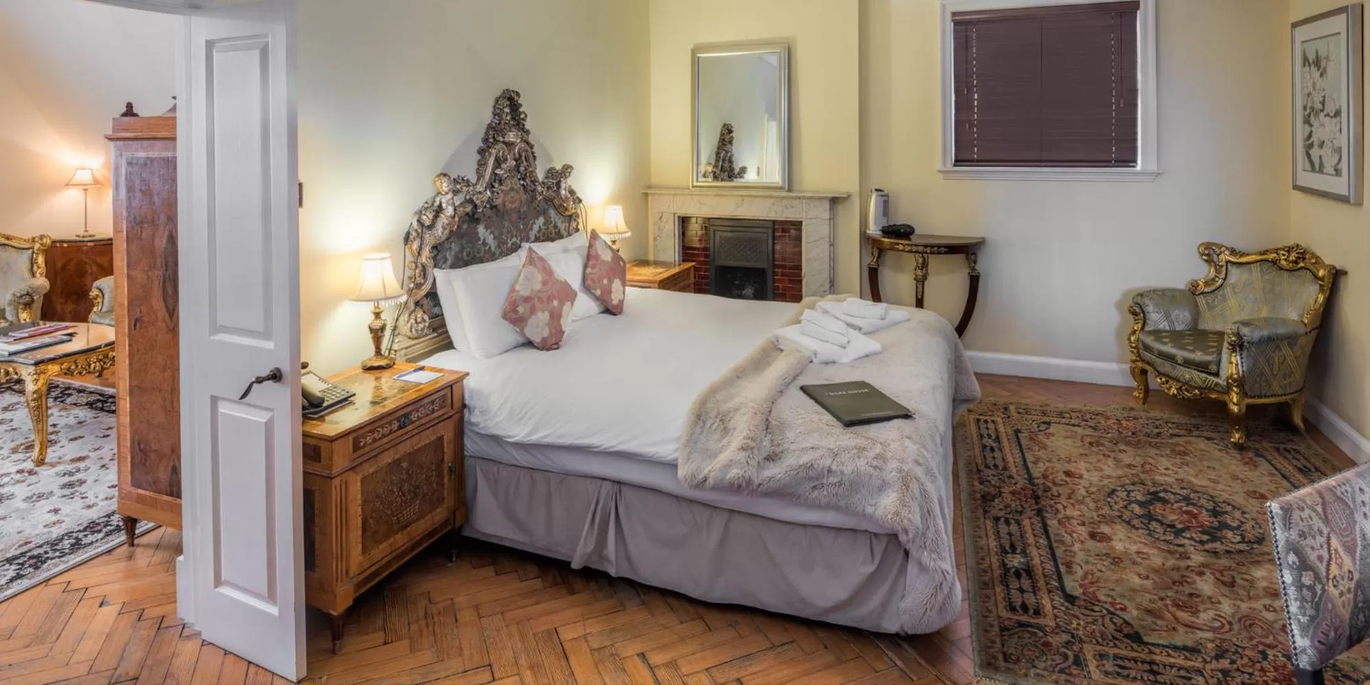 Bedroom, Bed in St Giles House