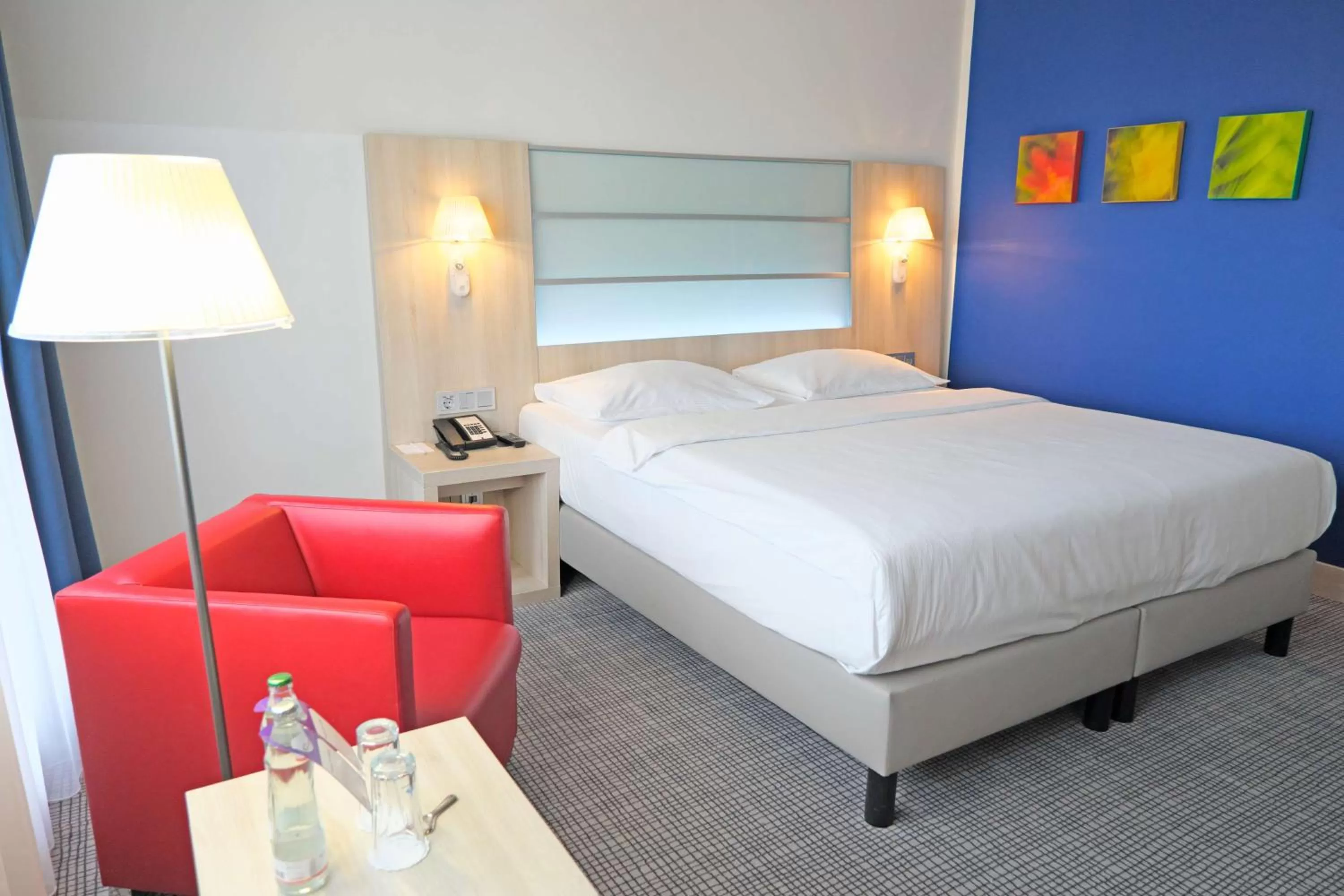 Bedroom, Bed in Park Inn by Radisson Linz