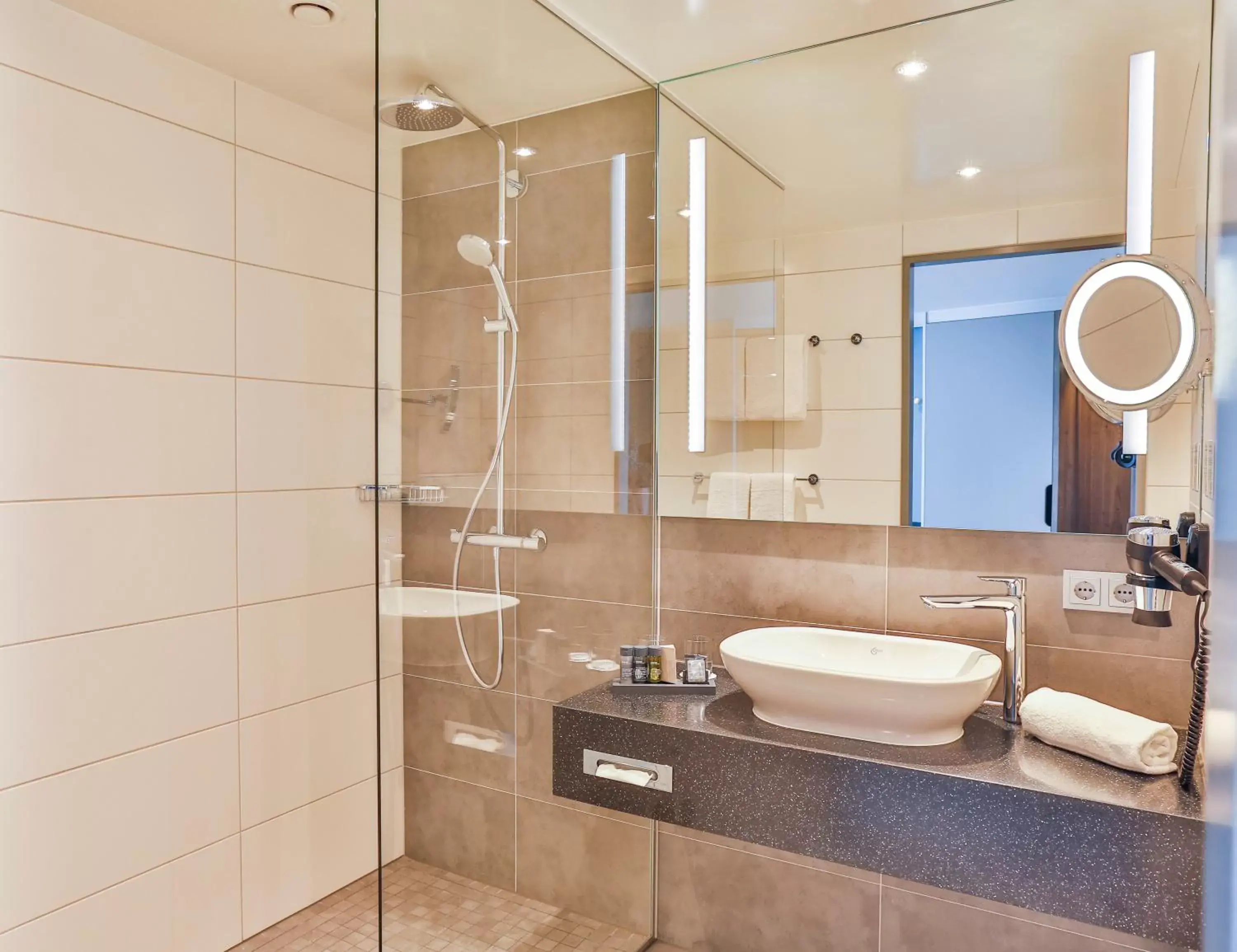 Bathroom in Holiday Inn - Villingen - Schwenningen, an IHG Hotel