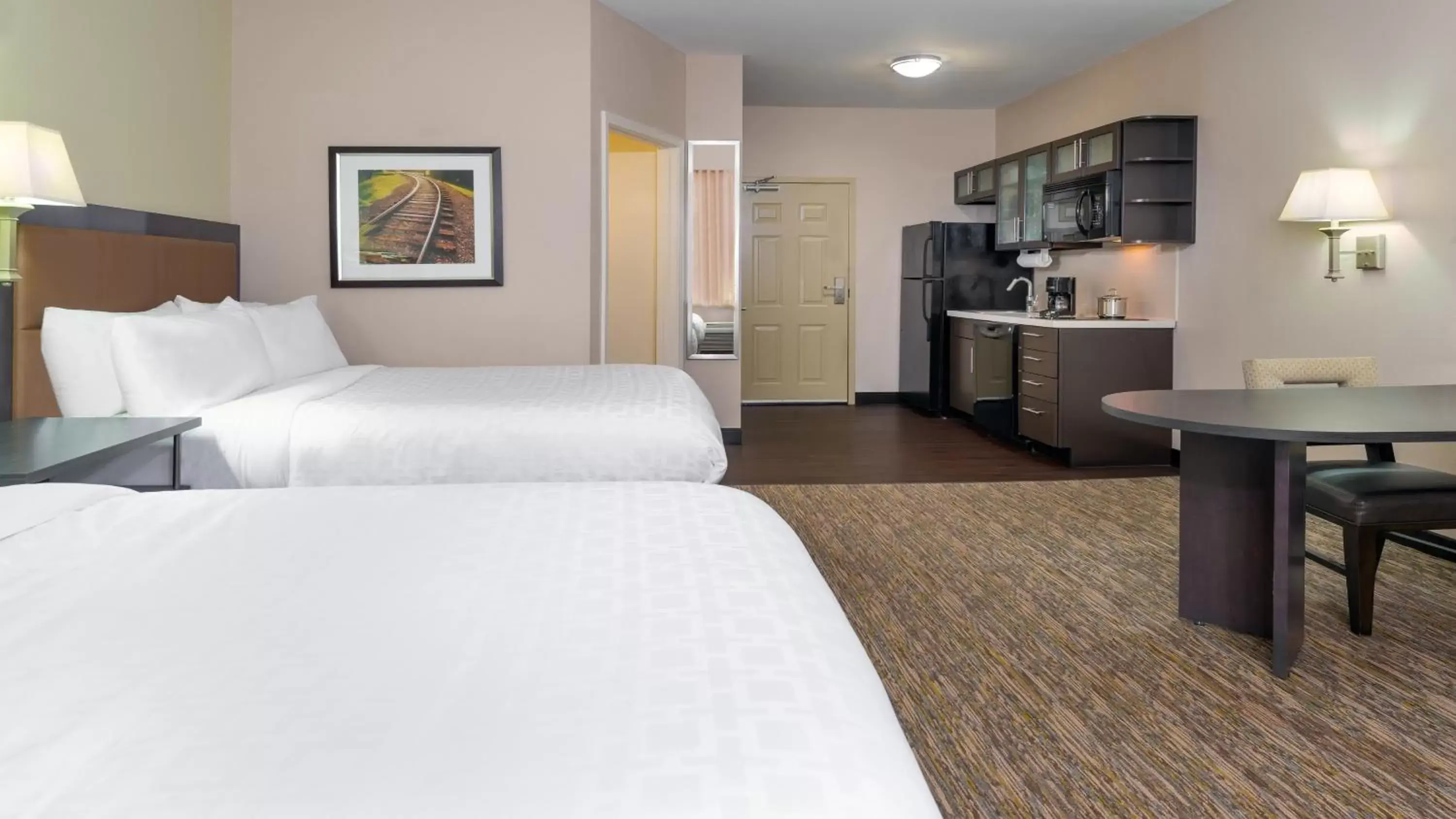 Bedroom, Bed in Candlewood Suites Athens, an IHG Hotel