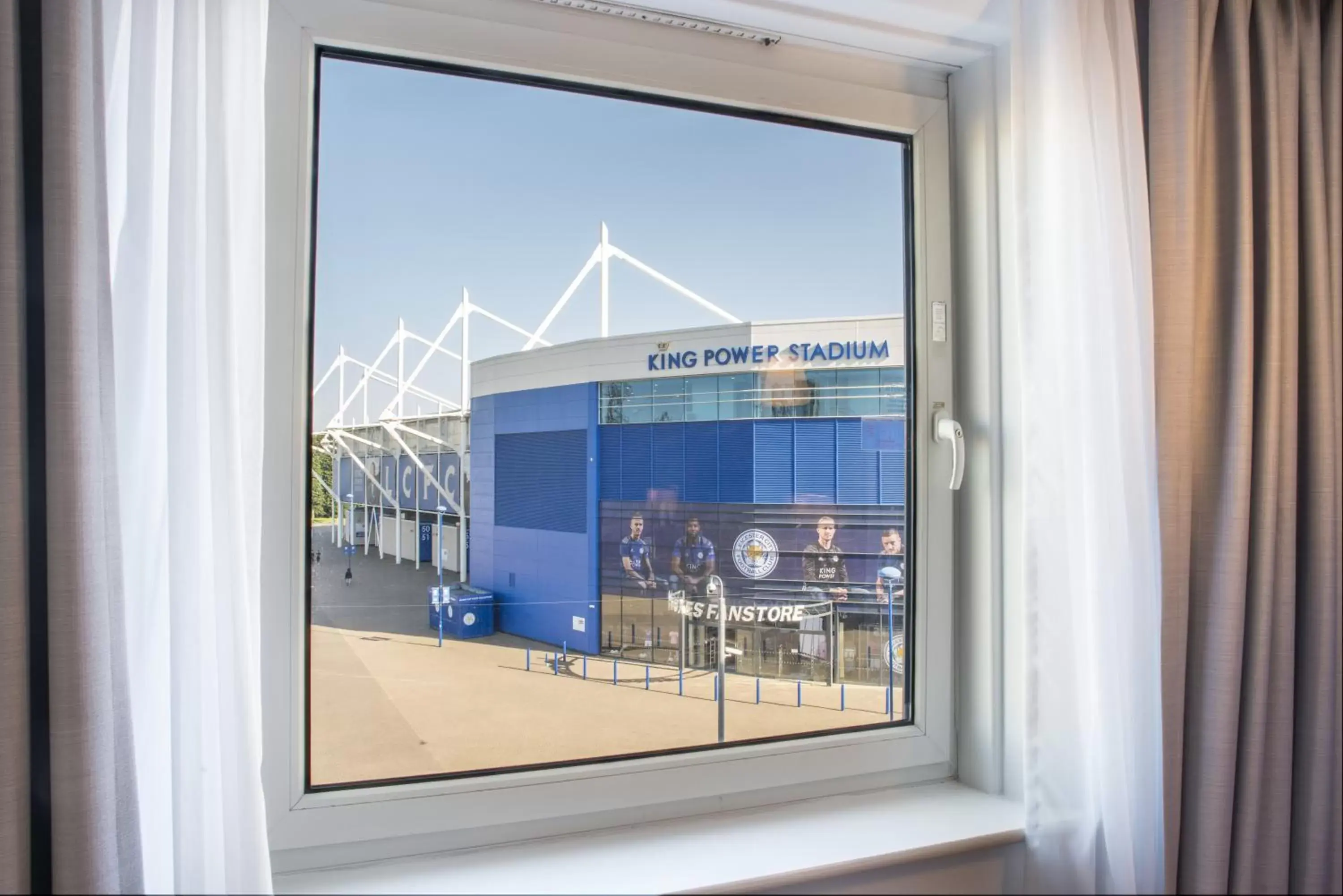 Photo of the whole room in Holiday Inn Express Leicester City by IHG Photo of the whole room in Holiday Inn Express Leicester City by IHG