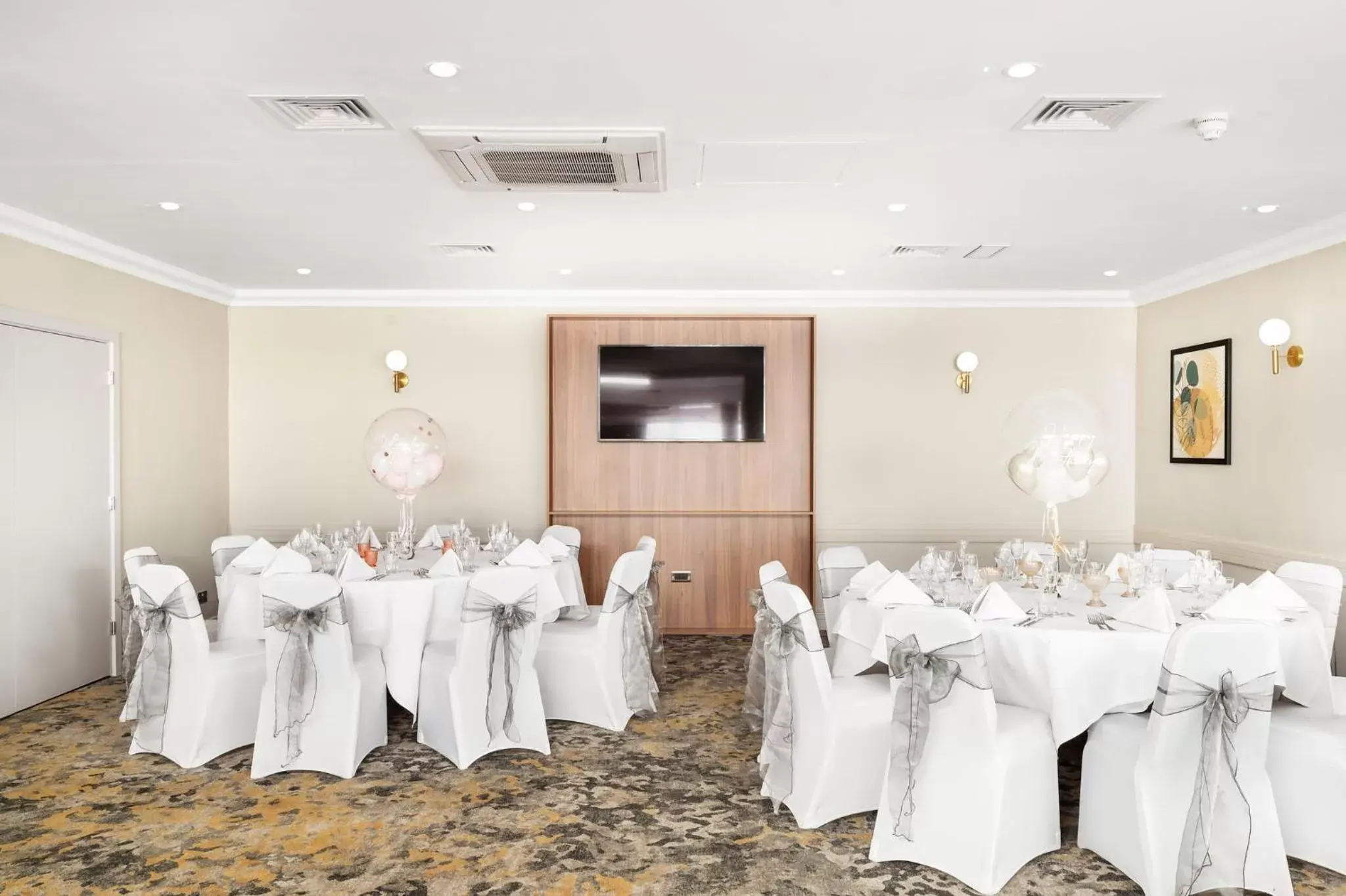 Meeting/conference room, Banquet Facilities in Holiday Inn Derby/Nottingham, an IHG Hotel