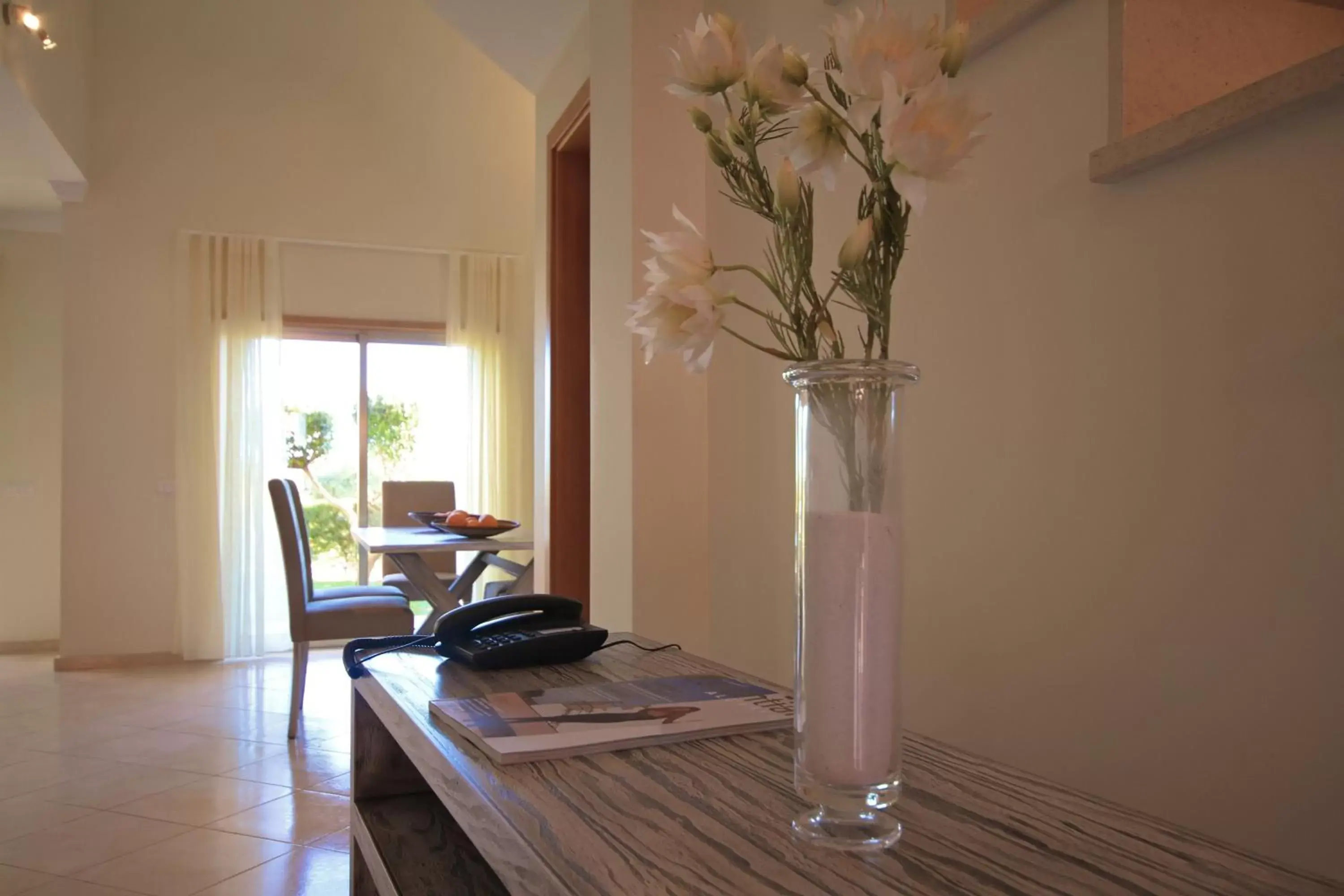 Decorative detail, Dining Area in Pinheiros da Balaia Villas