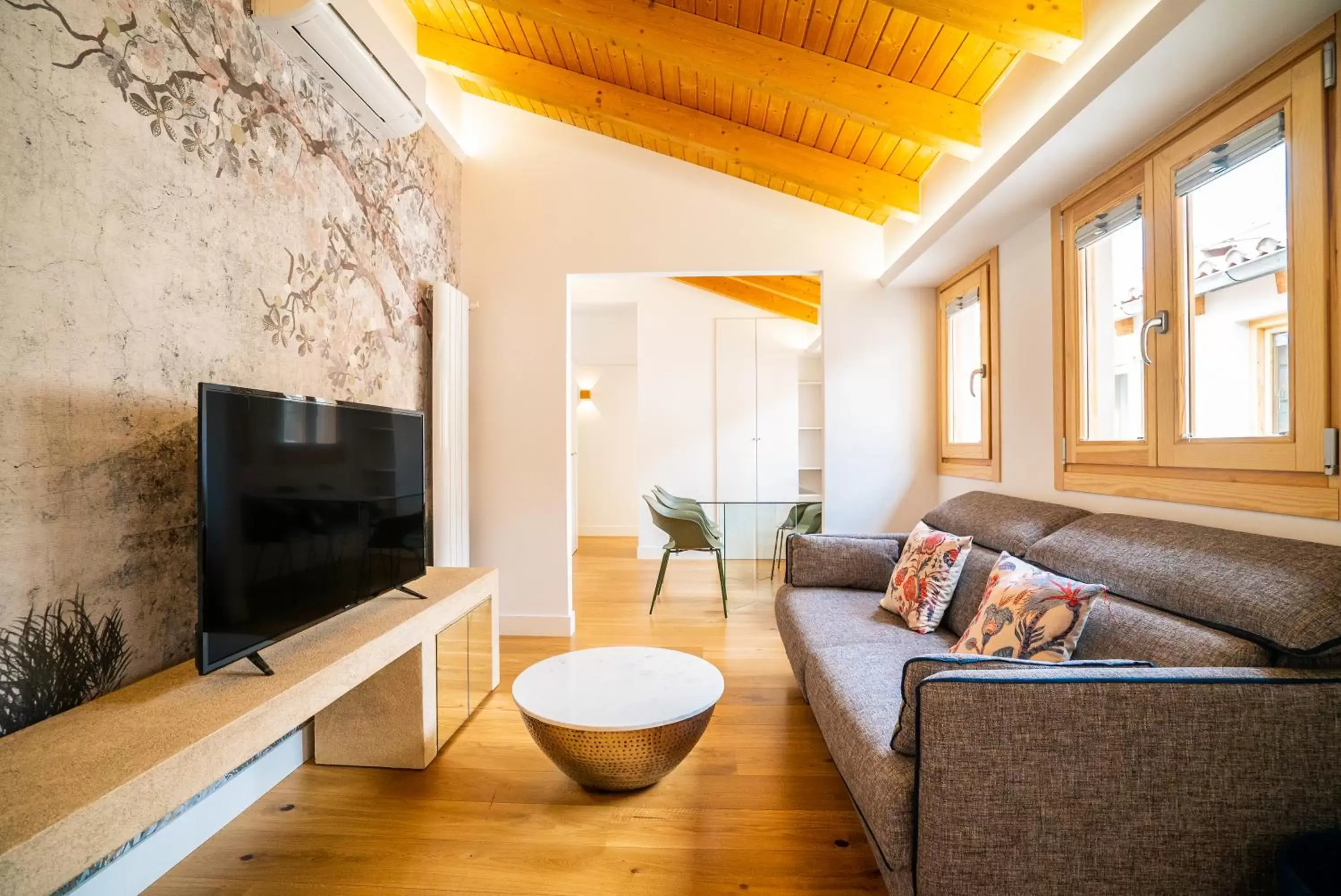 TV and multimedia, Seating Area in SmartRental Madrid Gran Via Apartments