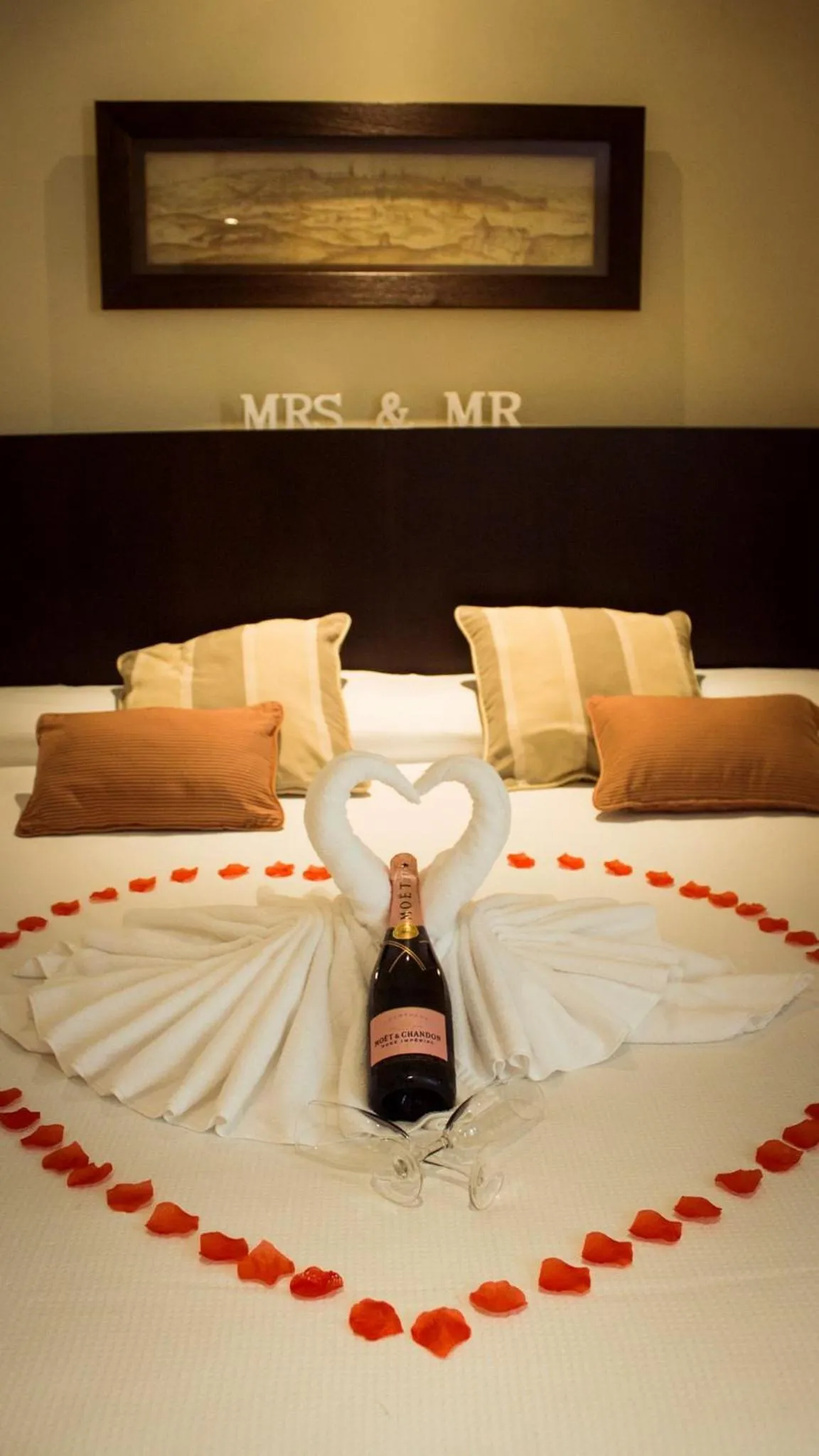 Bed in Hotel El Mesón