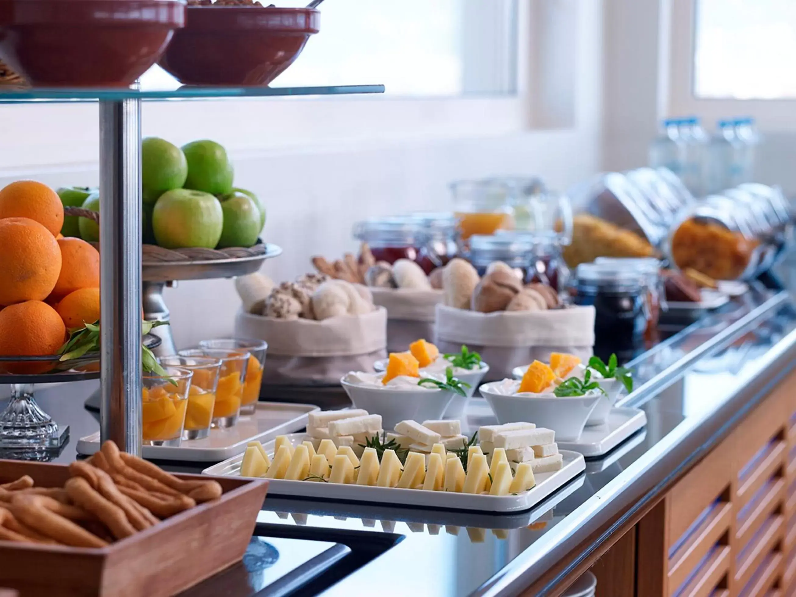 Food and drinks in Pharae Palace Food and drinks in Pharae Palace