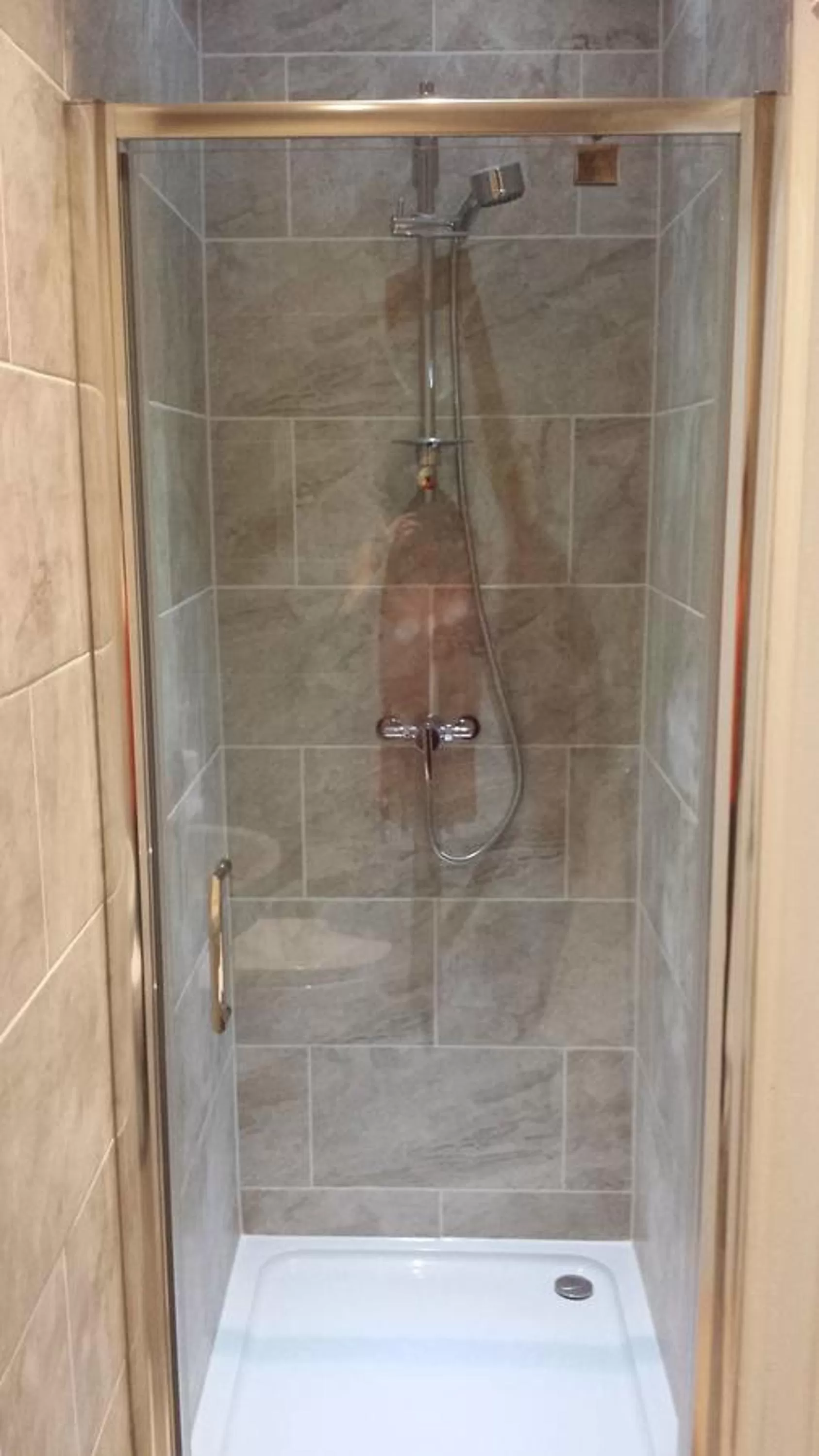 Shower in The Railway Inn Westerfield