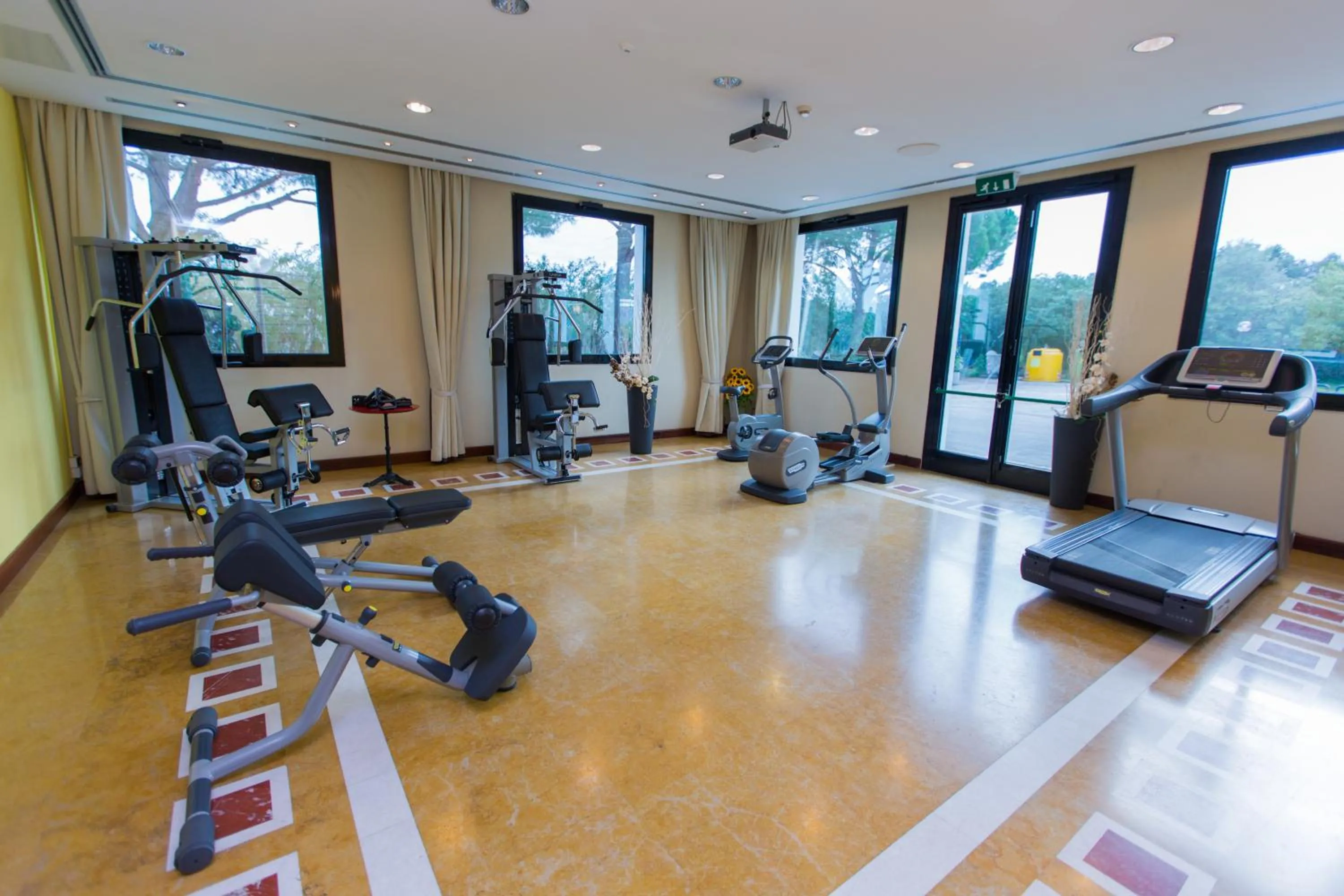 Fitness centre/facilities in SHG Hotel Antonella