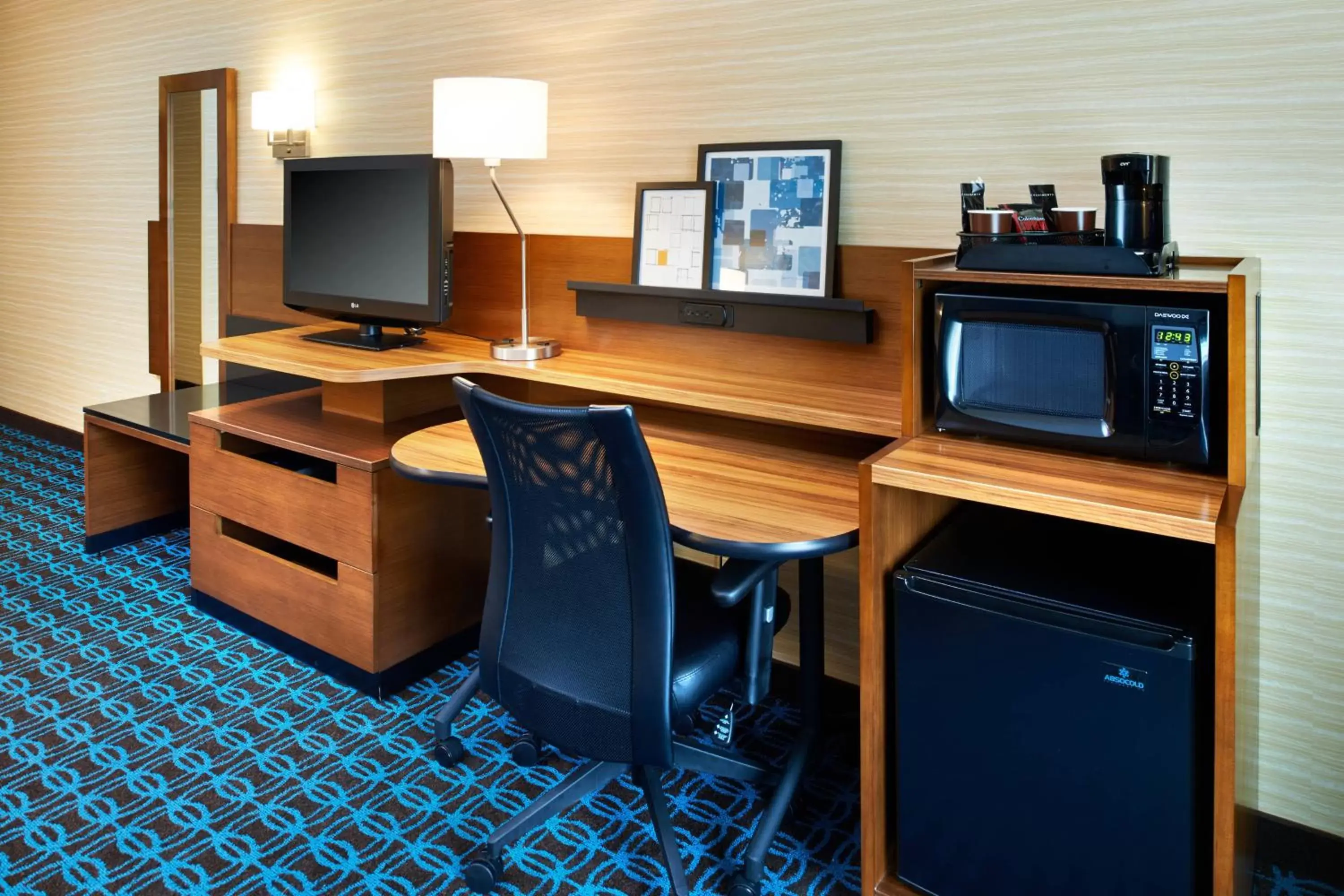 Photo of the whole room, TV/Entertainment Center in Fairfield Inn by Marriott Port Huron