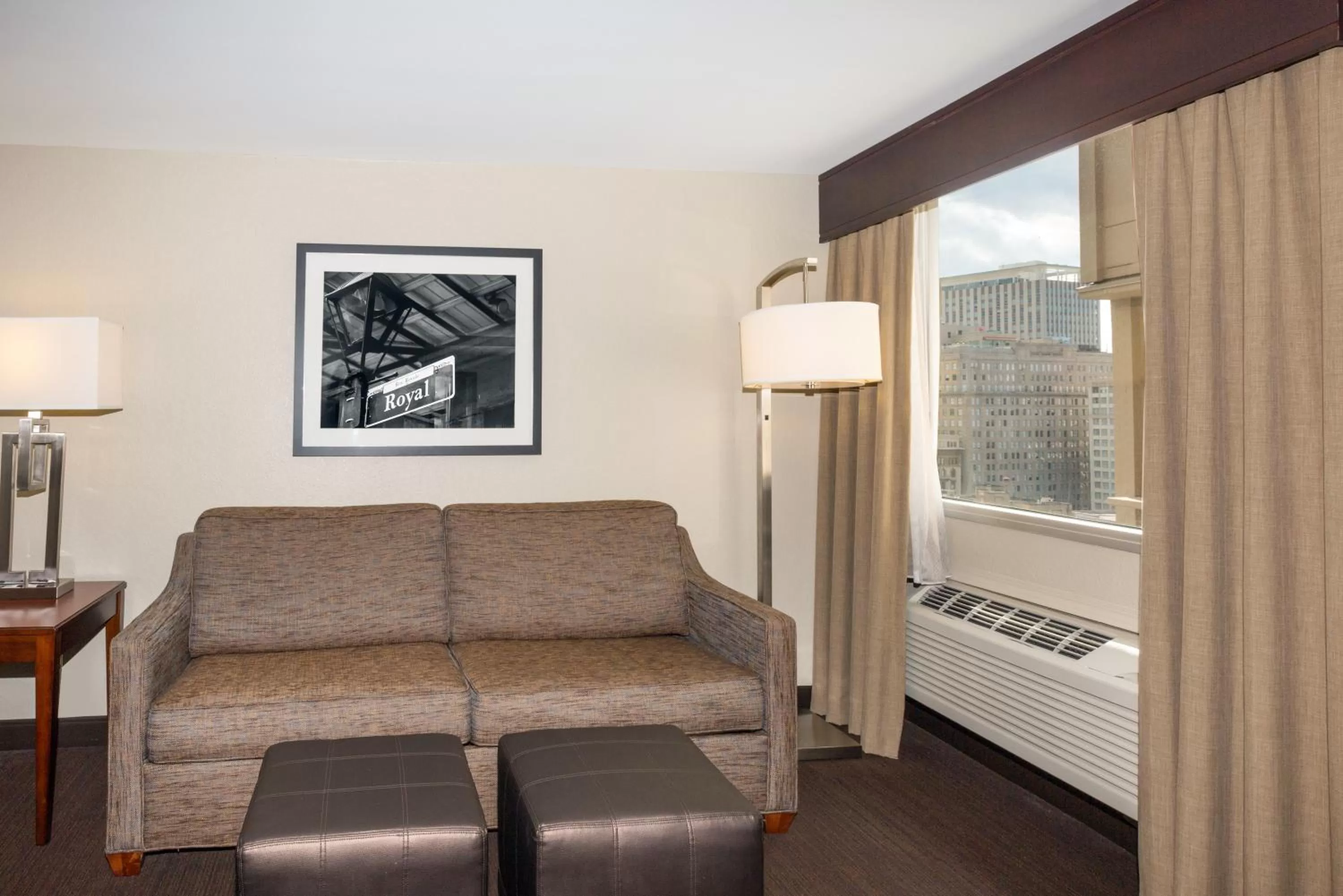 Seating area in Wyndham New Orleans French Quarter