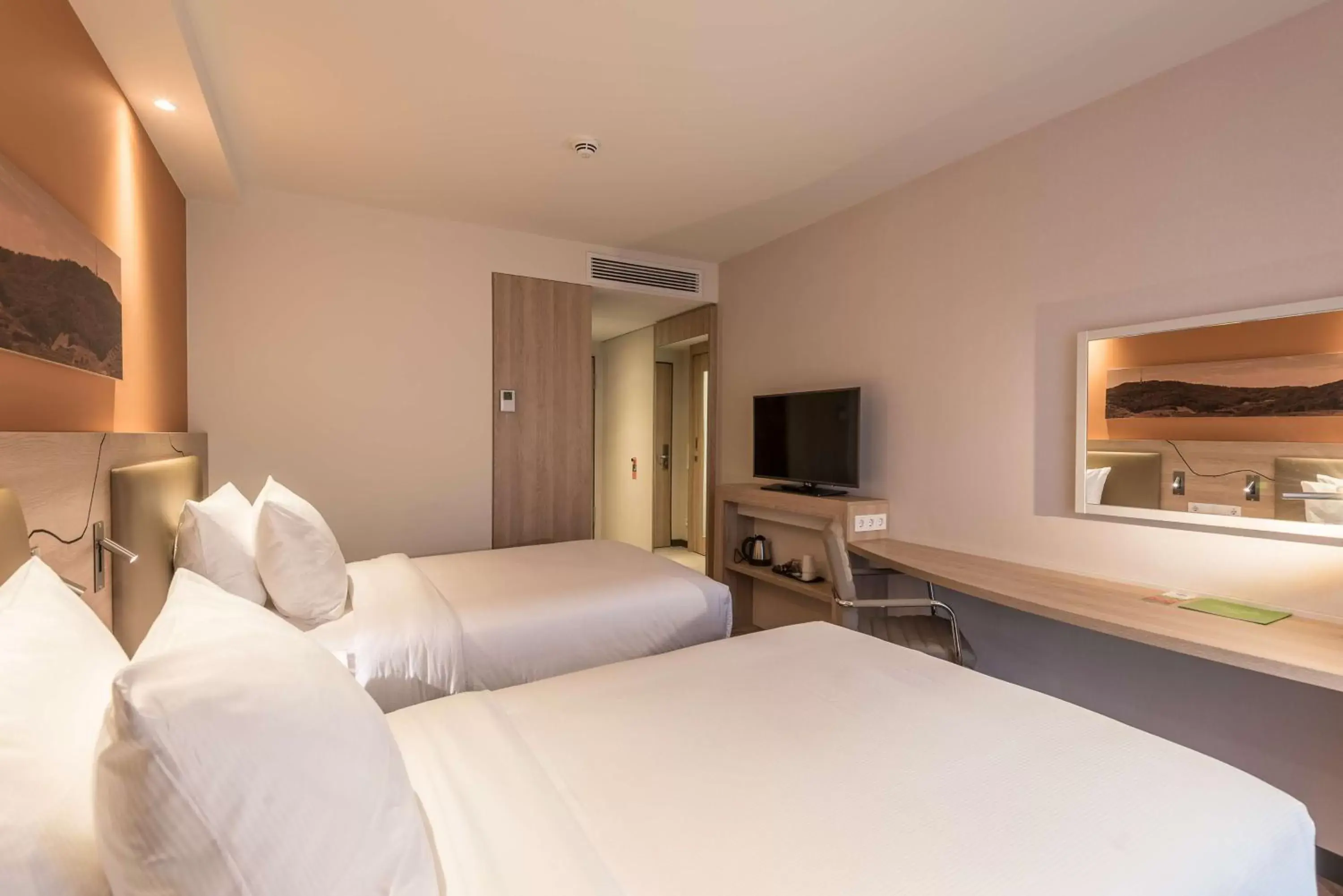 Bedroom, Bed in Hampton By Hilton Freiburg Bedroom, Bed in Hampton By Hilton Freiburg