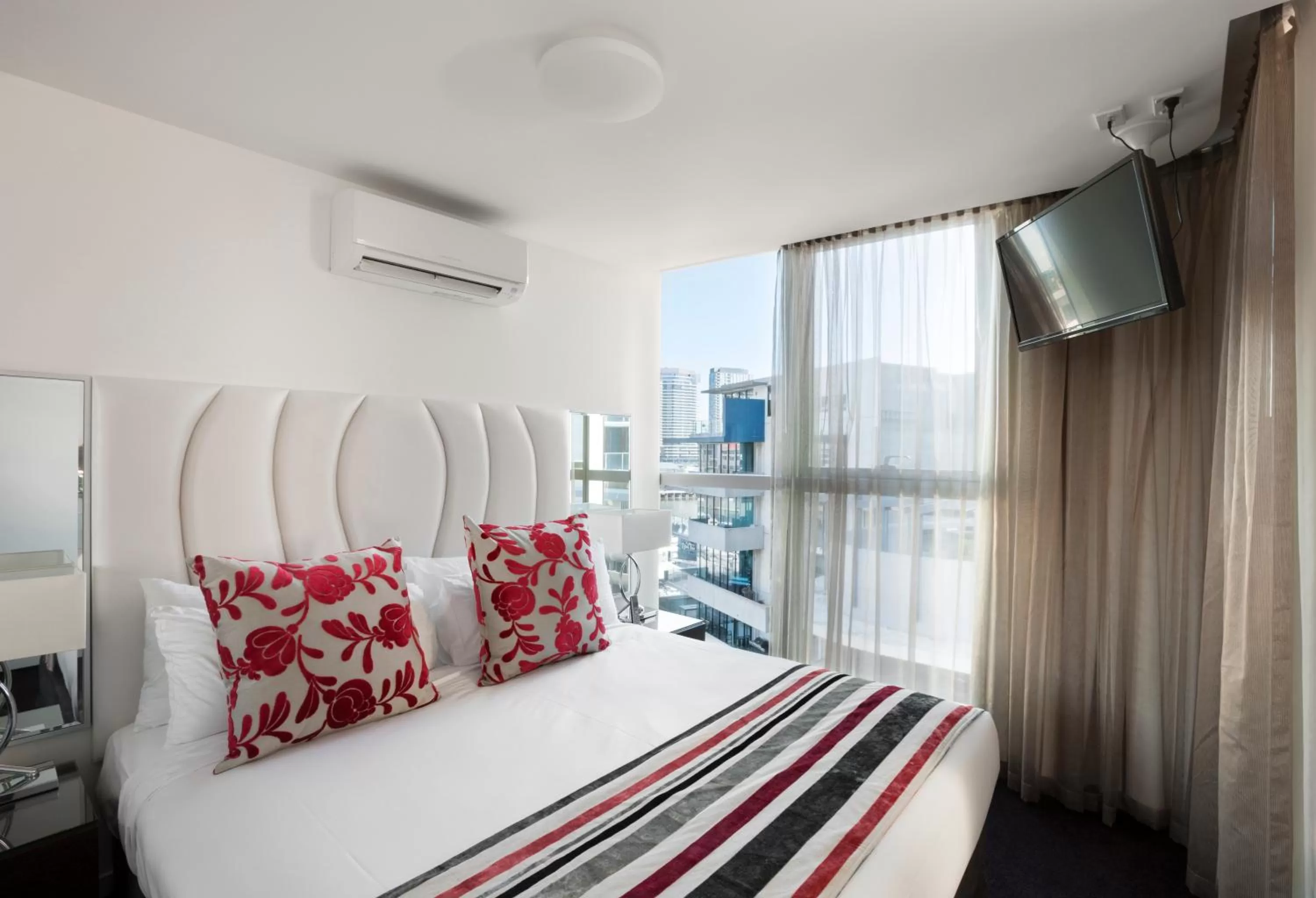 Bedroom, Bed in The Sebel Melbourne Docklands Hotel