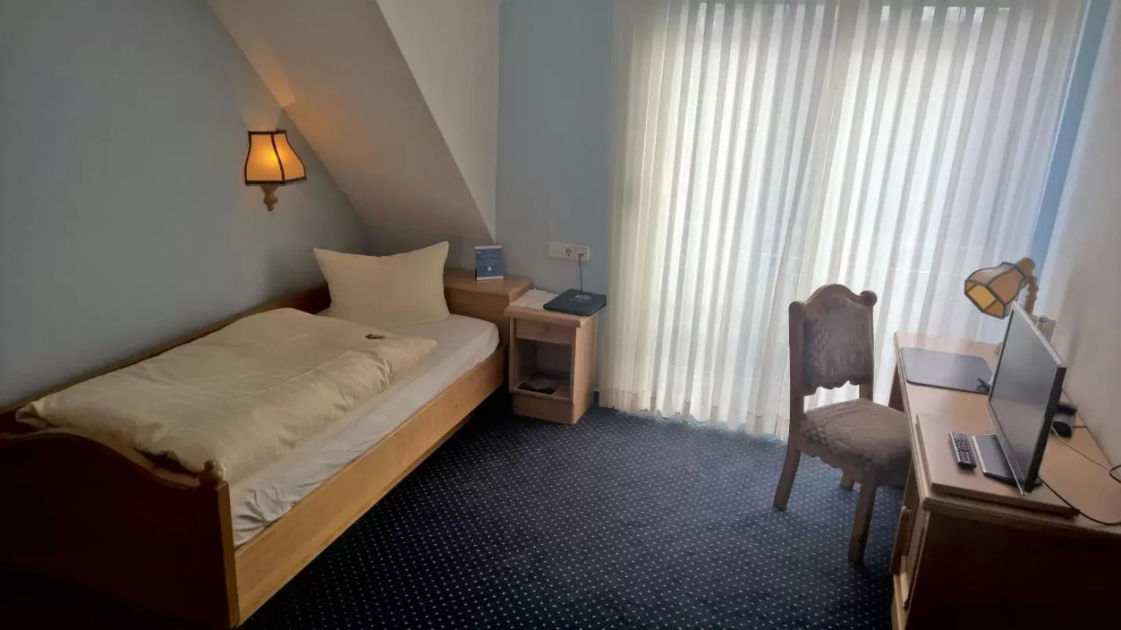 Photo of the whole room, Bed in Ringhotel Appelbaum