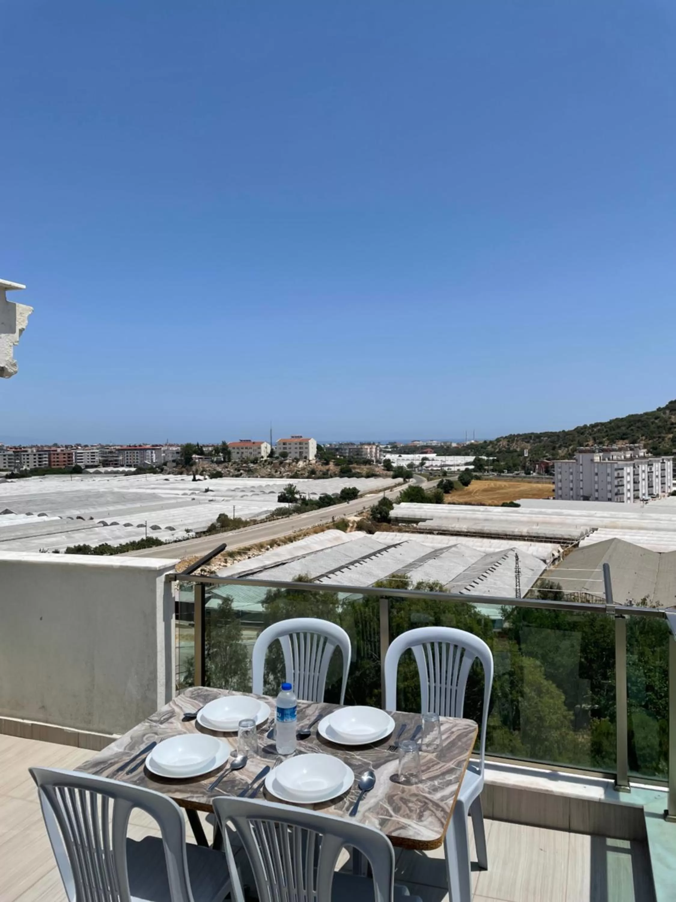 Natural landscape in Mina Suit Apart