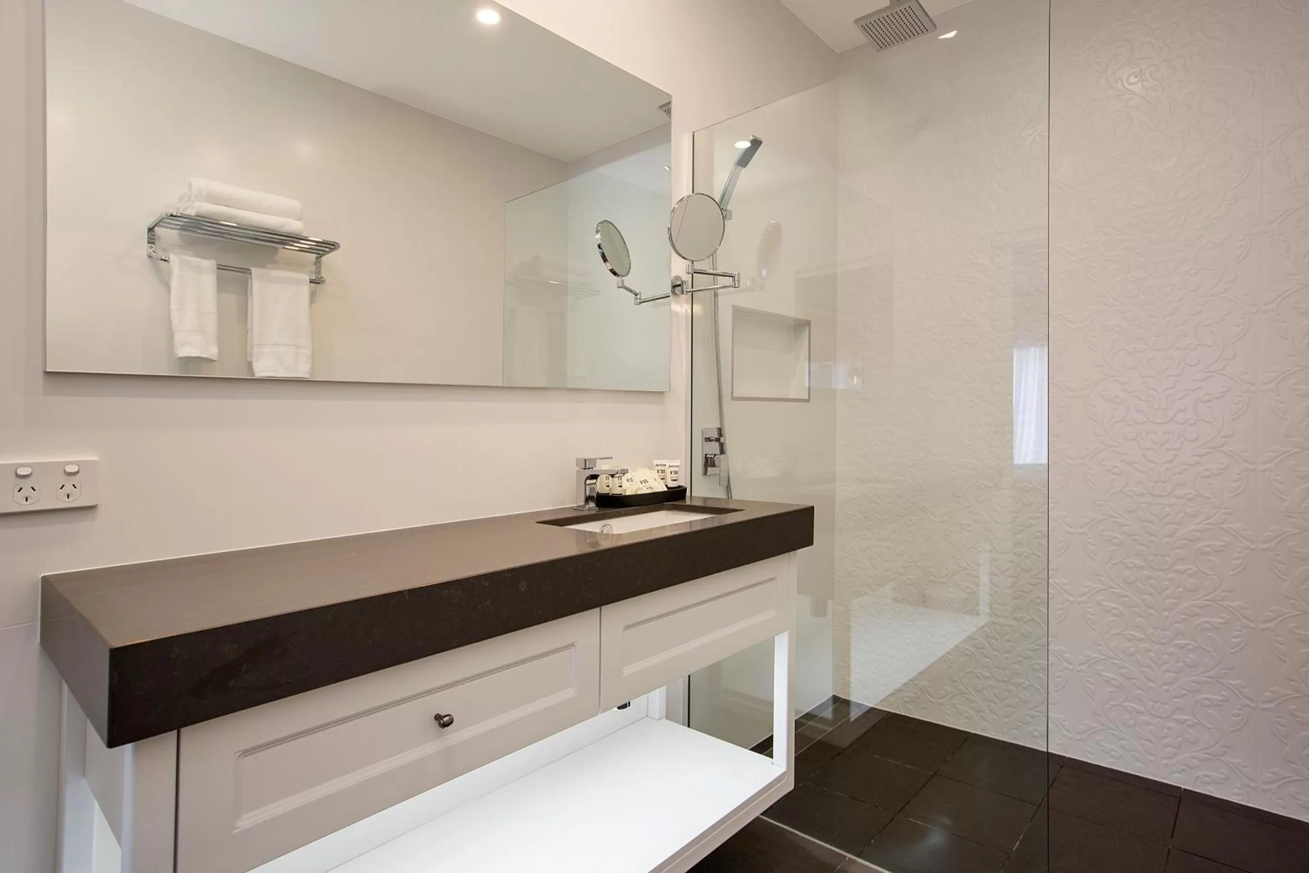 Bathroom in CH Boutique Hotel & Apartments, an Ascend Collection Hotel