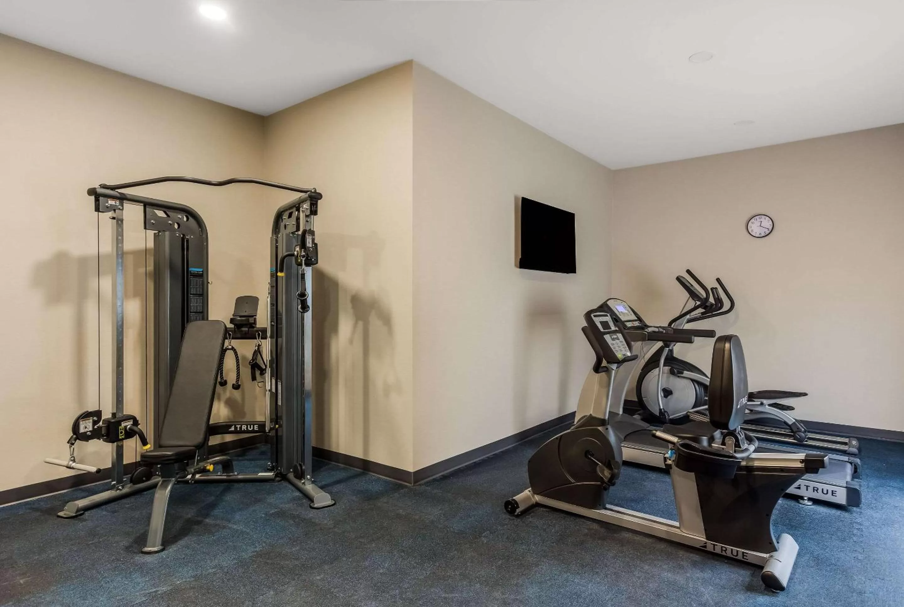 Fitness centre/facilities in MainStay Suites Bourbonnais - Kankakee