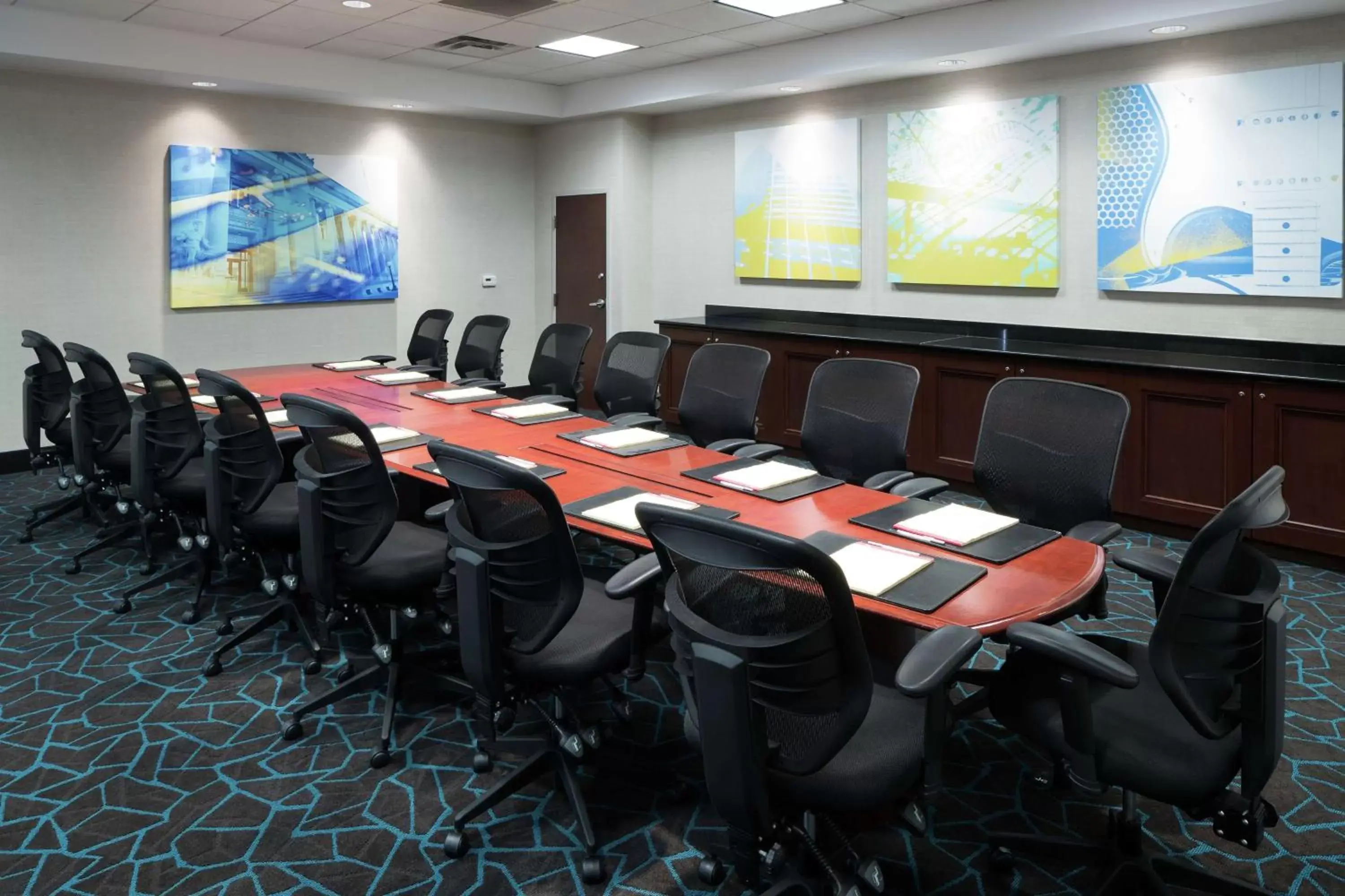 Meeting/conference room in Hampton Inn & Suites Memphis-Beale Street