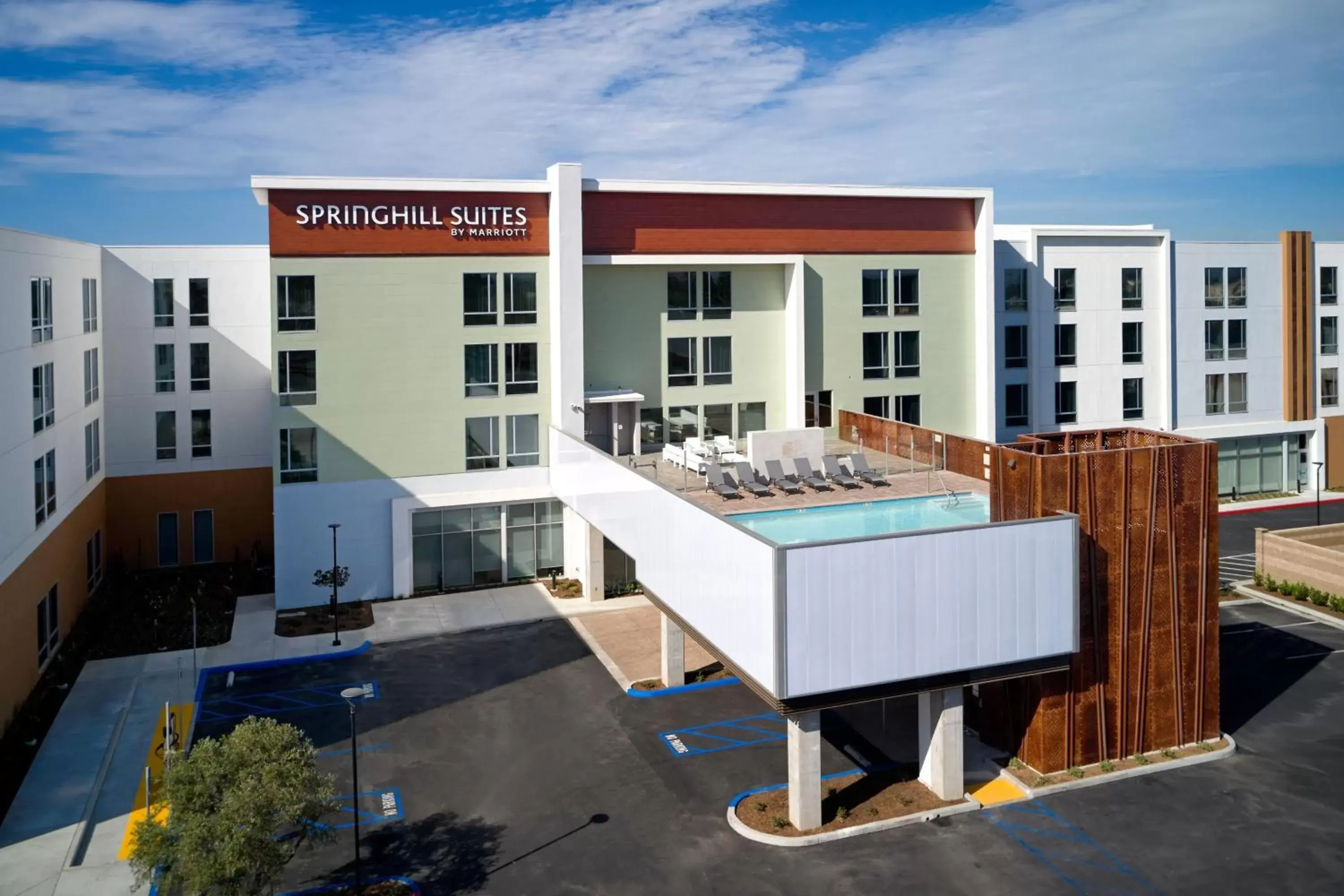 Swimming pool, Property Building in SpringHill Suites by Marriott Los Angeles Downey