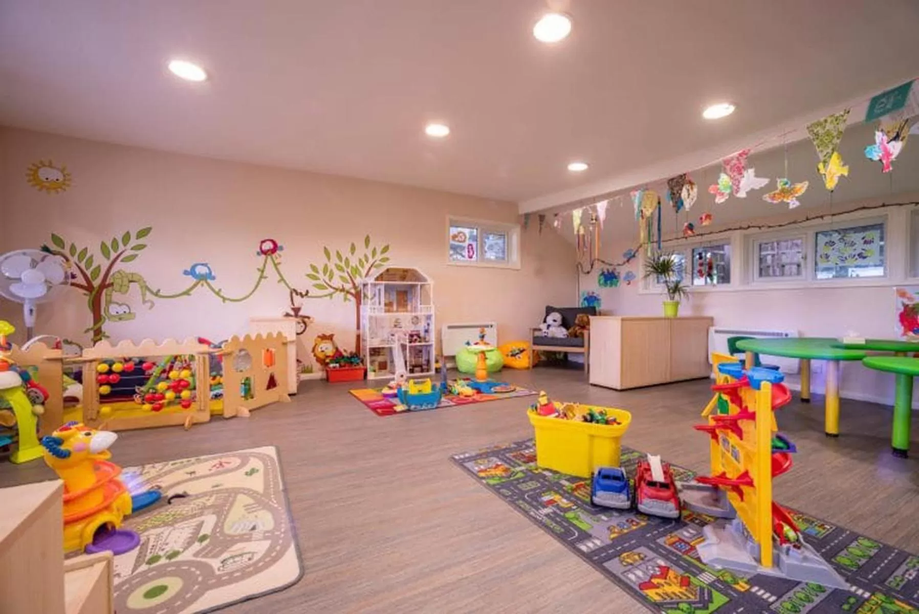 Kids's club in The Lensbury Resort