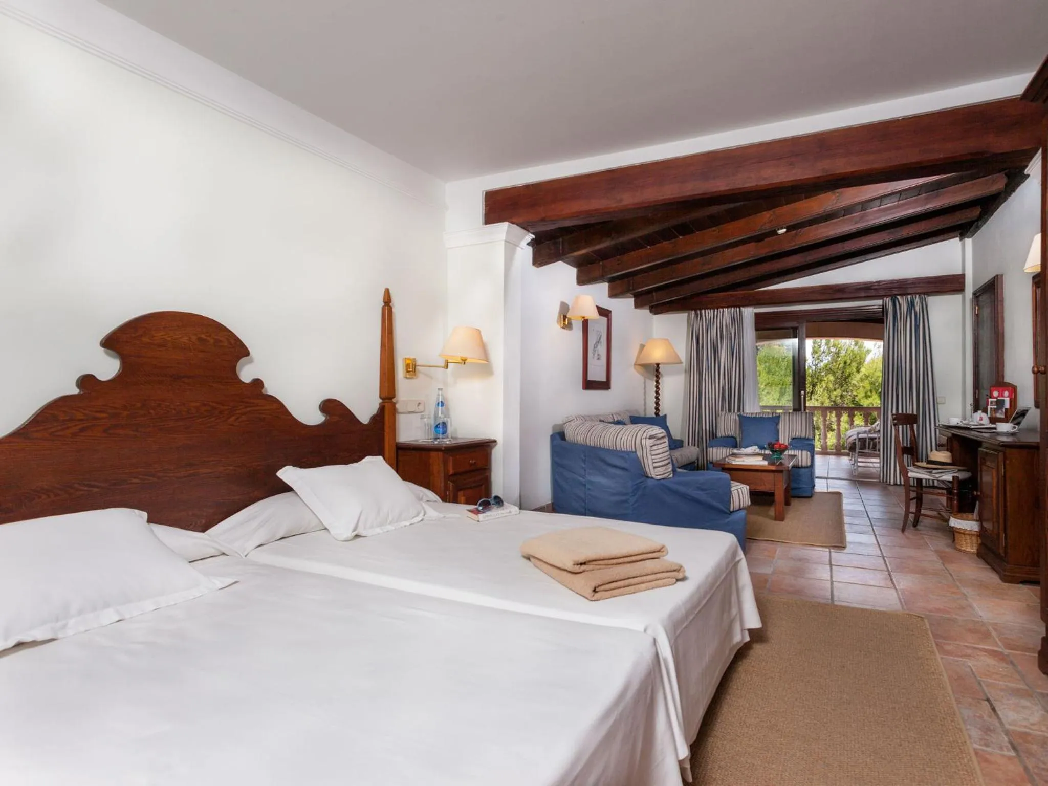 Photo of the whole room, Bed in Hotel Cala Sant Vicenç - Adults Only