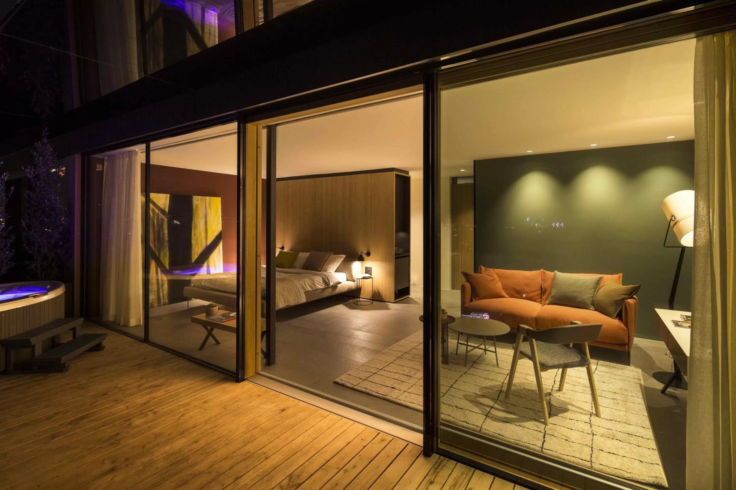 Penthouse with Whirlpool Tub in Hotel Muchele