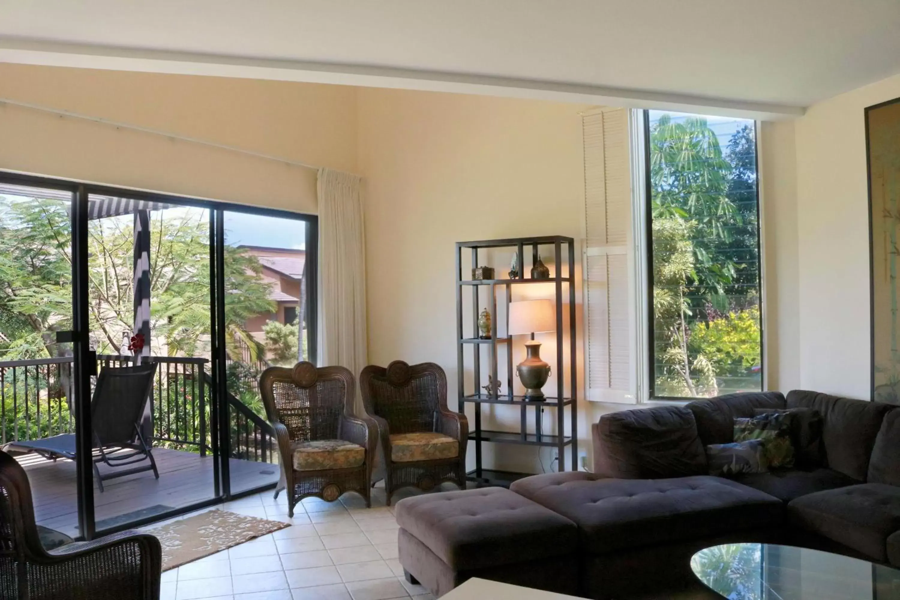 Photo of the whole room, Seating Area in Wailea Ekahi Village, a Destination by Hyatt Residence